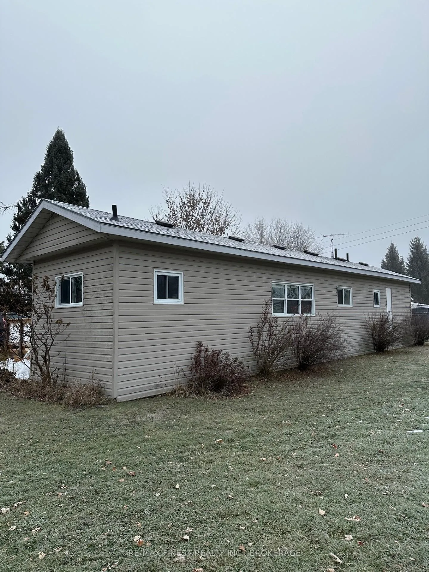 Photo 16 of 4425 Front Street, Frontenac, Frontenac South — HOMEH