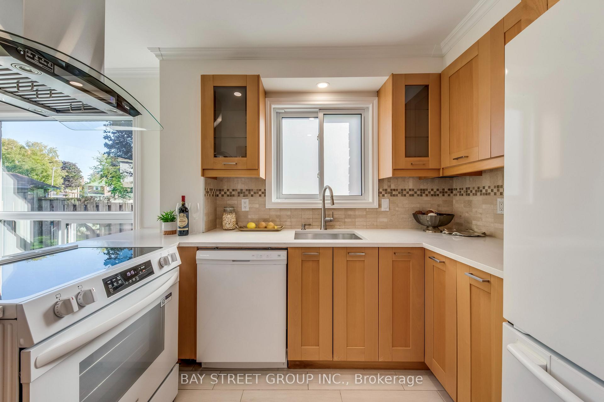 Photo 15 of 7 Empson Court, Ajax, South West — HOMEH