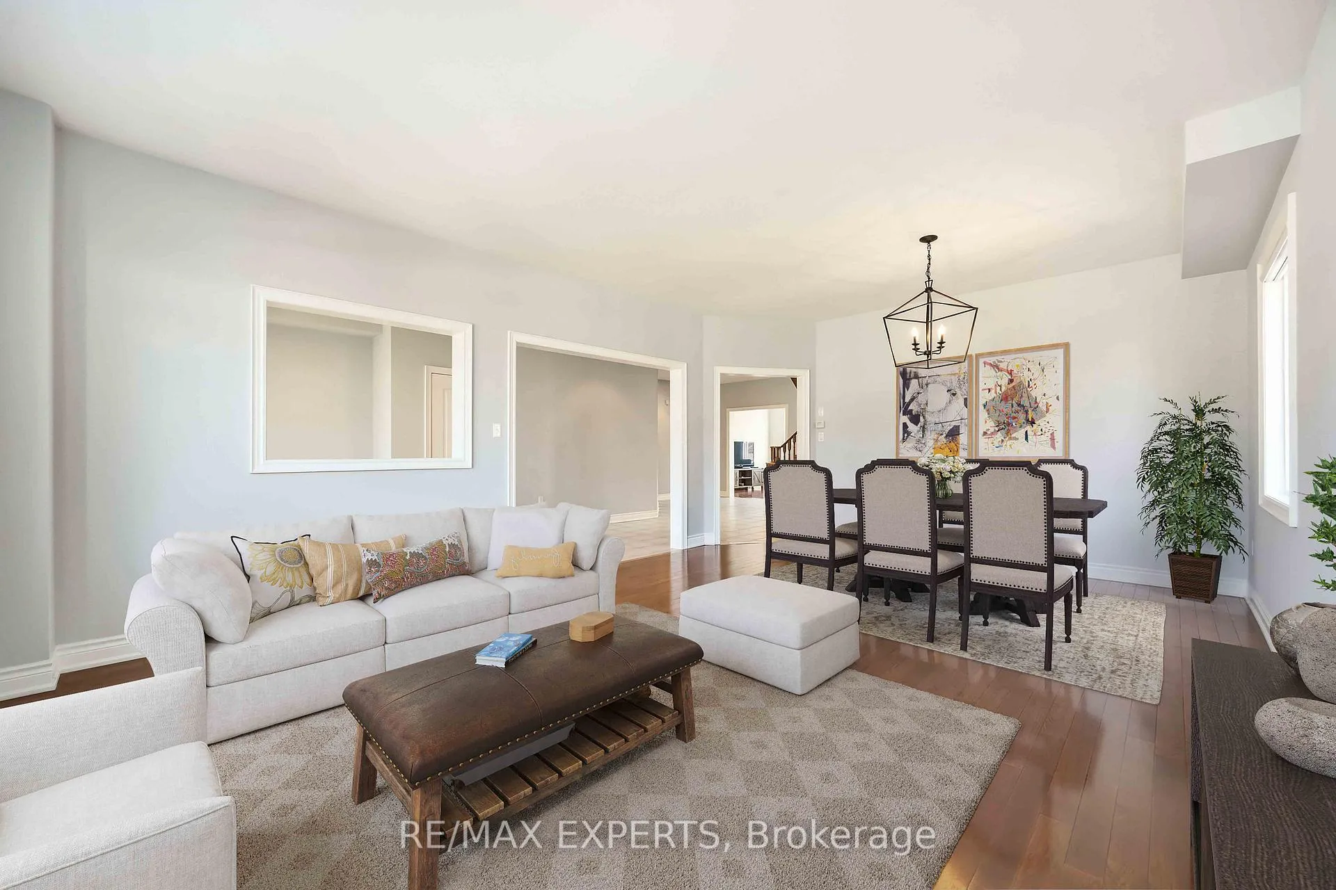 Photo 4 of 135 Pieta Place, Vaughan, Vellore Village — HOMEH