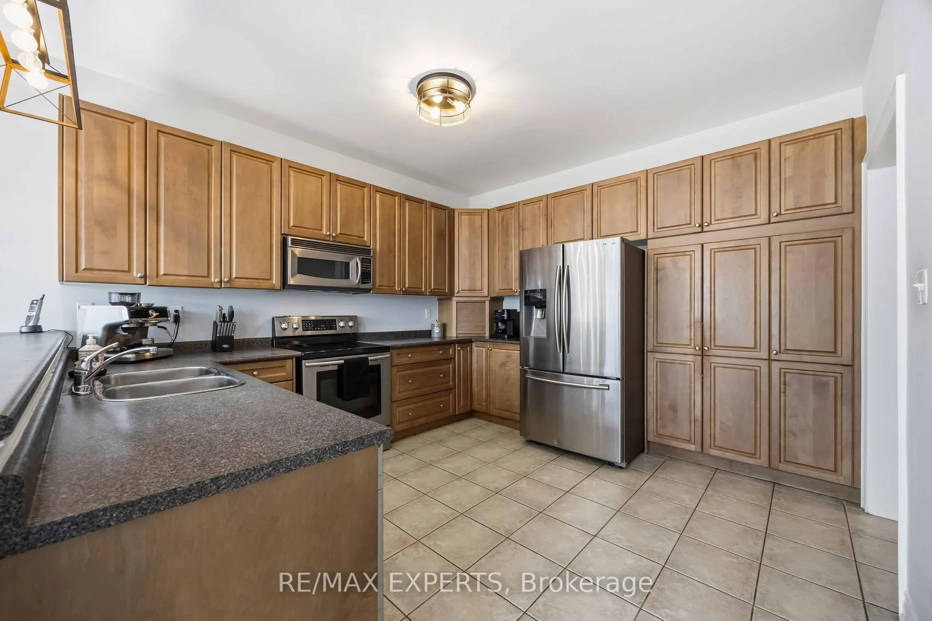 Photo 11 of 135 Pieta Place, Vaughan, Vellore Village — HOMEH