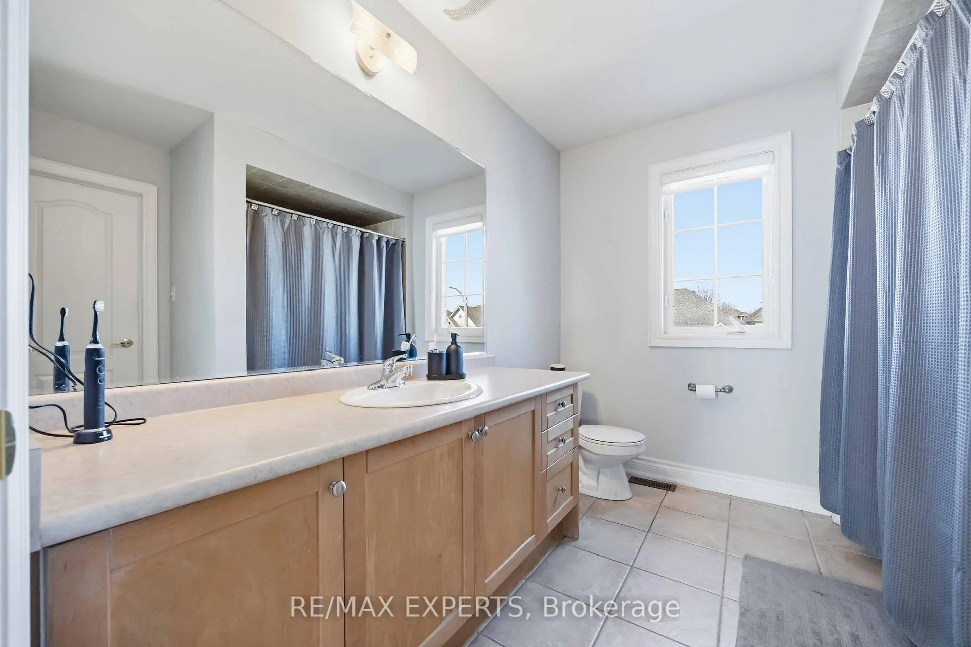 Photo 28 of 135 Pieta Place, Vaughan, Vellore Village — HOMEH