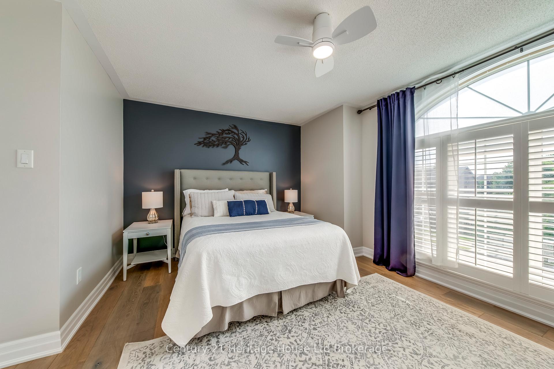 Photo 26 of 16 Sweetman Drive, Hamilton, Dundas — HOMEH