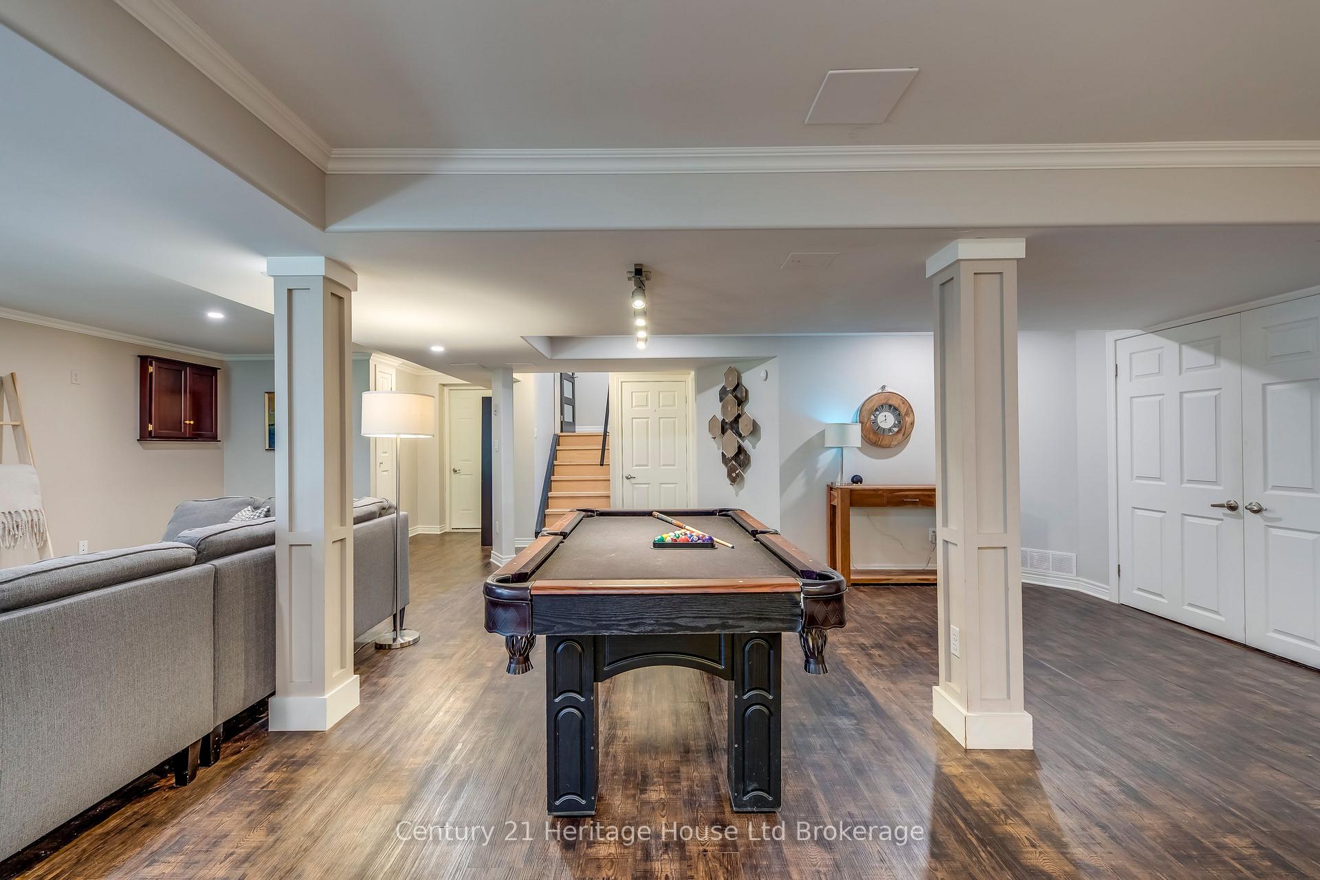 Photo 33 of 16 Sweetman Drive, Hamilton, Dundas — HOMEH