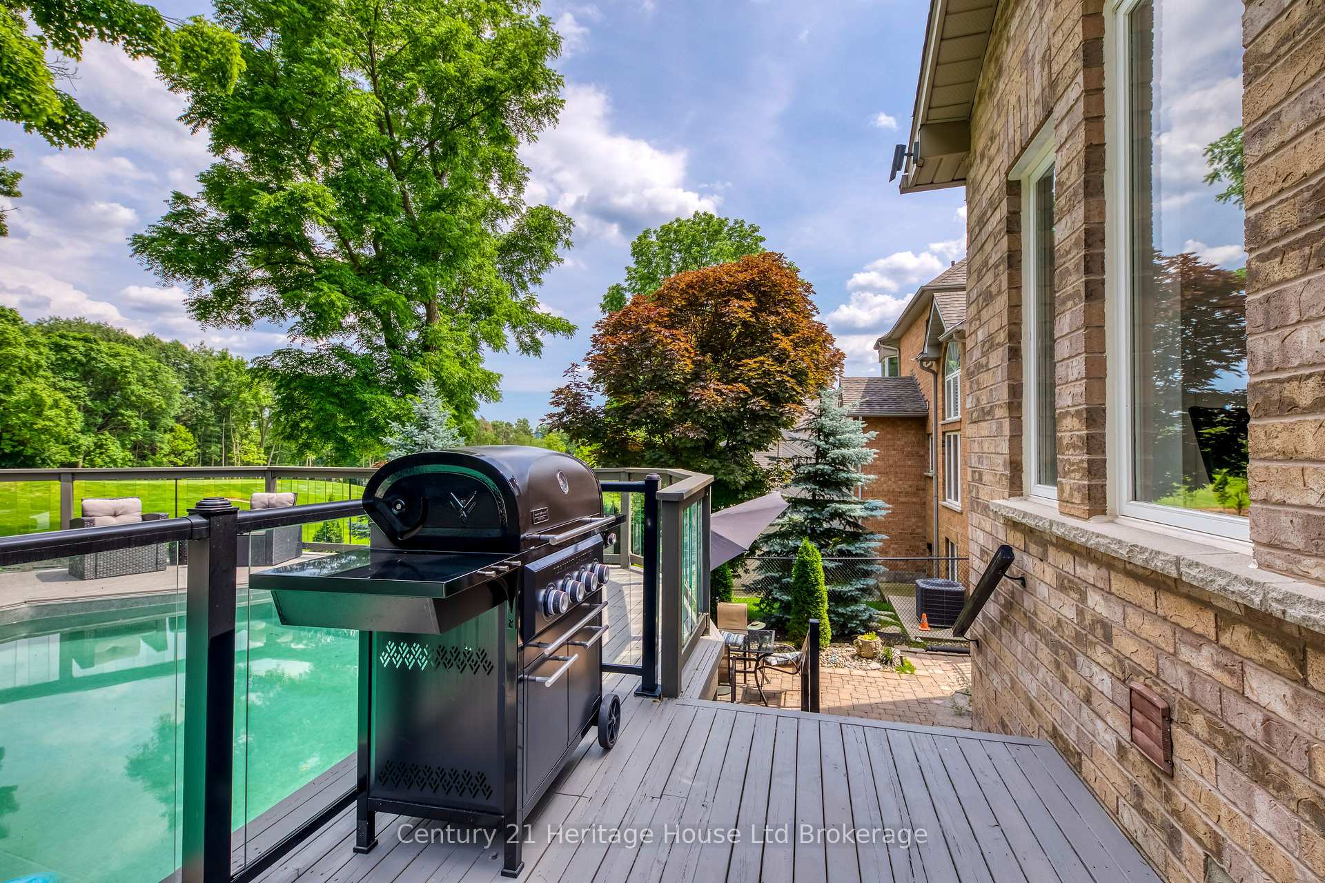 Photo 42 of 16 Sweetman Drive, Hamilton, Dundas — HOMEH