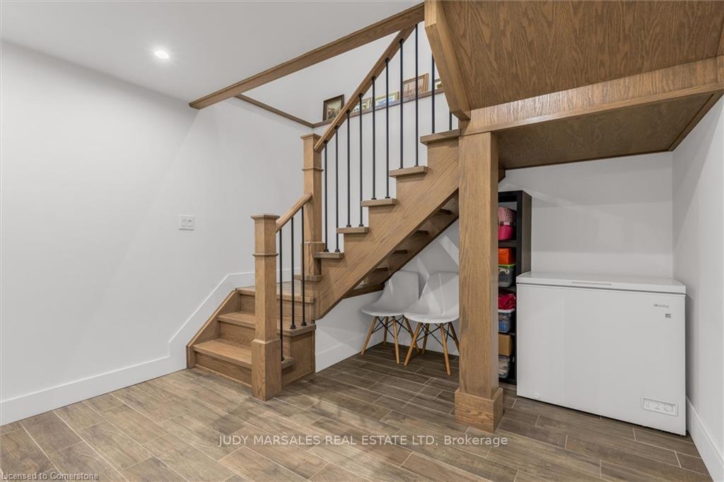 Photo 24 of 150 Old Guelph Road, Hamilton, Pleasant View — HOMEH