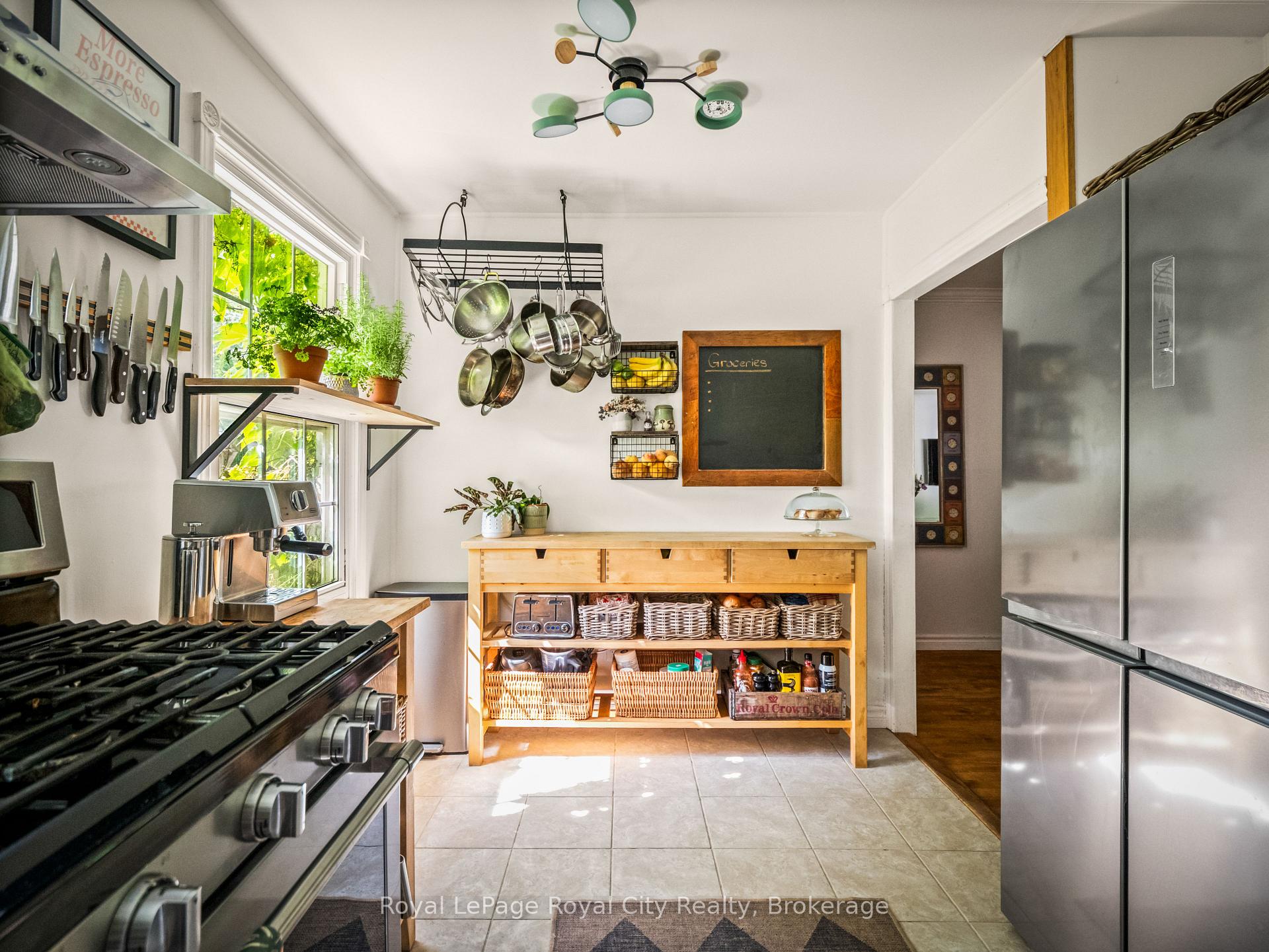 Photo 9 of 32 Merritt Boulevard, Guelph, Junction/Onward Willow — HOMEH