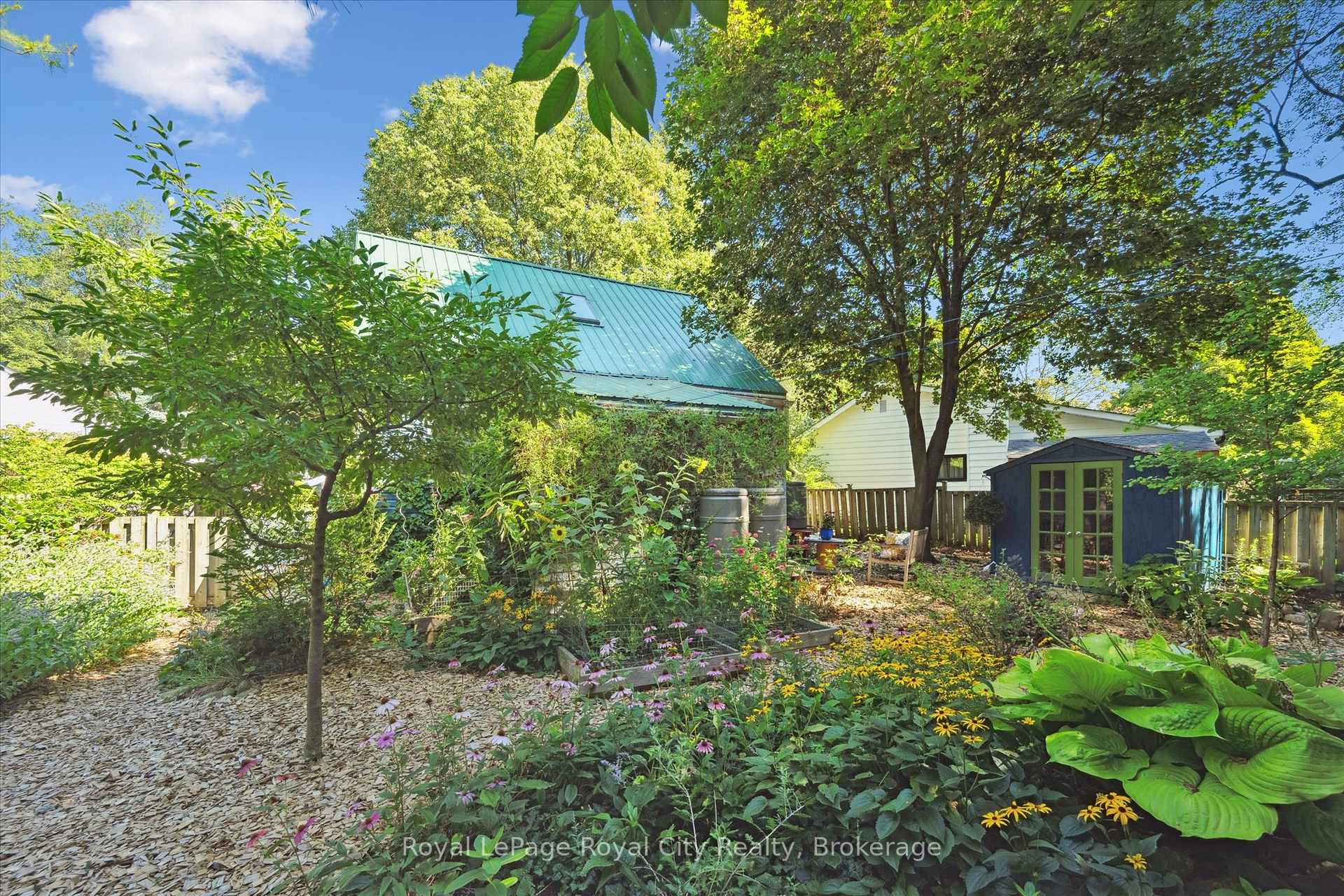 Photo 35 of 32 Merritt Boulevard, Guelph, Junction/Onward Willow — HOMEH