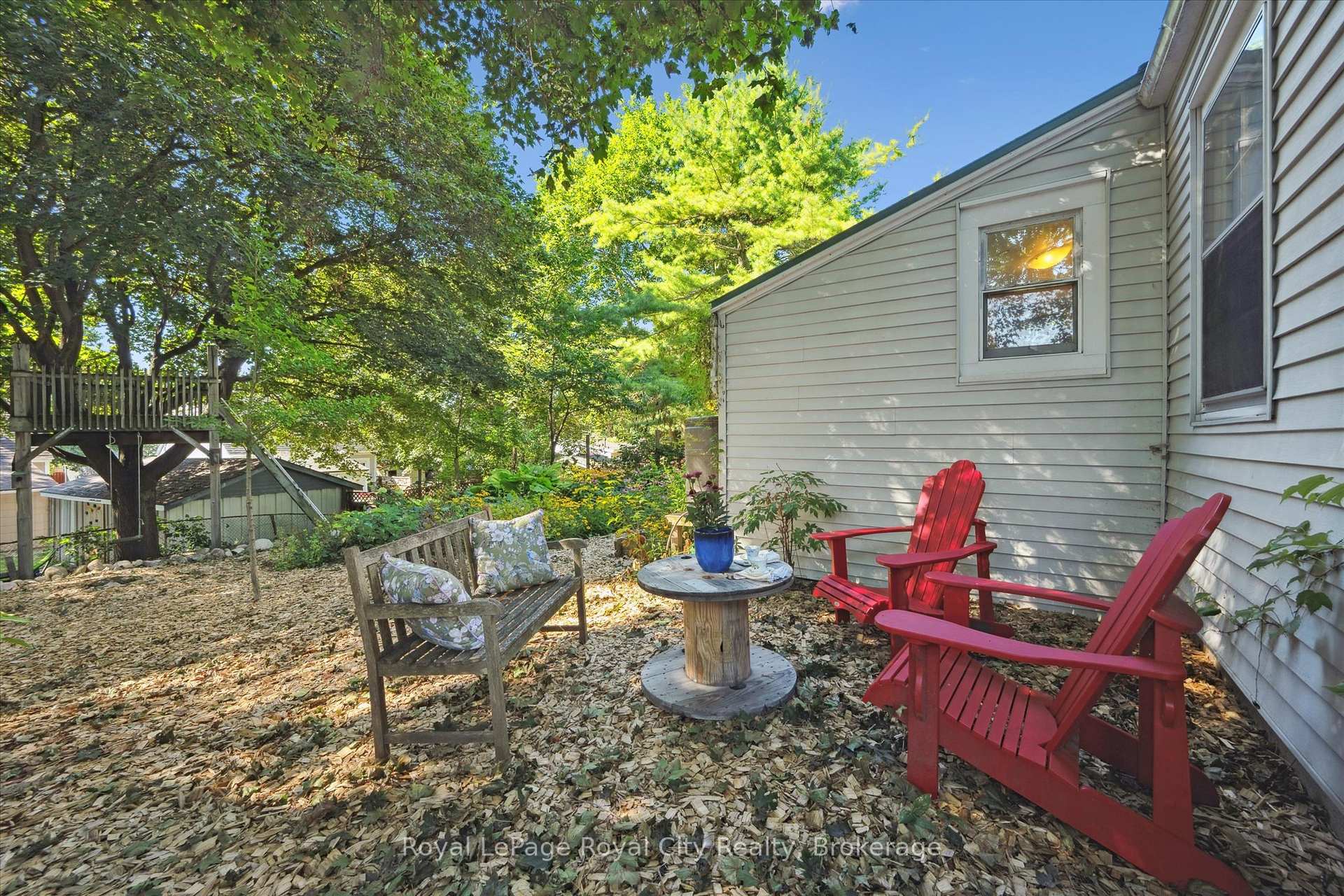 Photo 38 of 32 Merritt Boulevard, Guelph, Junction/Onward Willow — HOMEH