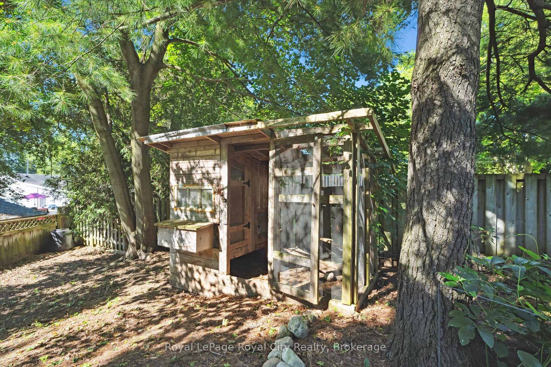 Photo 42 of 32 Merritt Boulevard, Guelph, Junction/Onward Willow — HOMEH