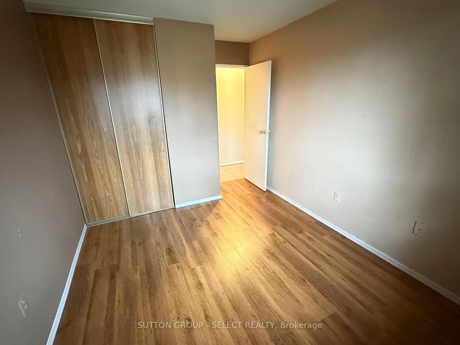 Photo 21 of Unit 309, 202 Campus Parkway, Chatham-Kent, Chatham — HOMEH