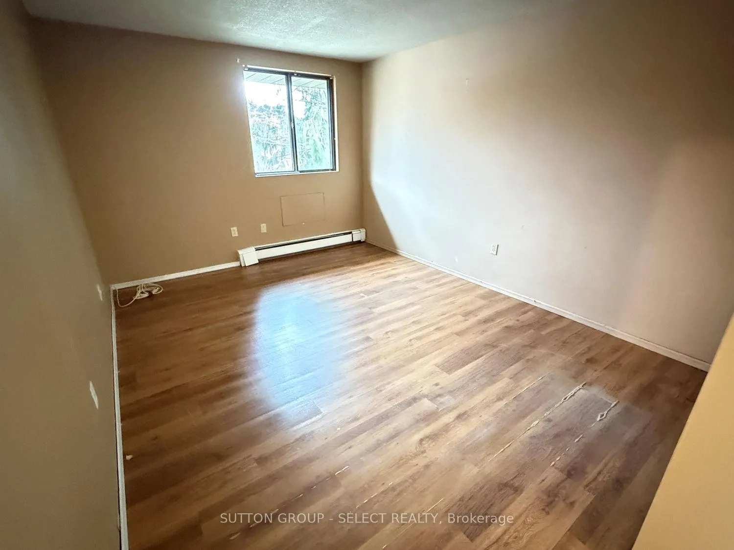 Photo 22 of Unit 309, 202 Campus Parkway, Chatham-Kent, Chatham — HOMEH