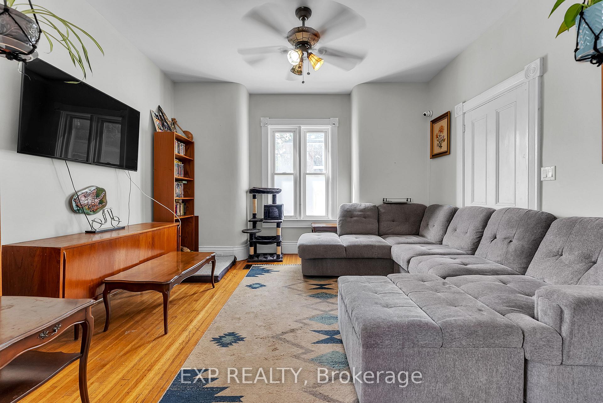 Photo 14 of 44 Catharine Street, Belleville, Belleville Ward — HOMEH