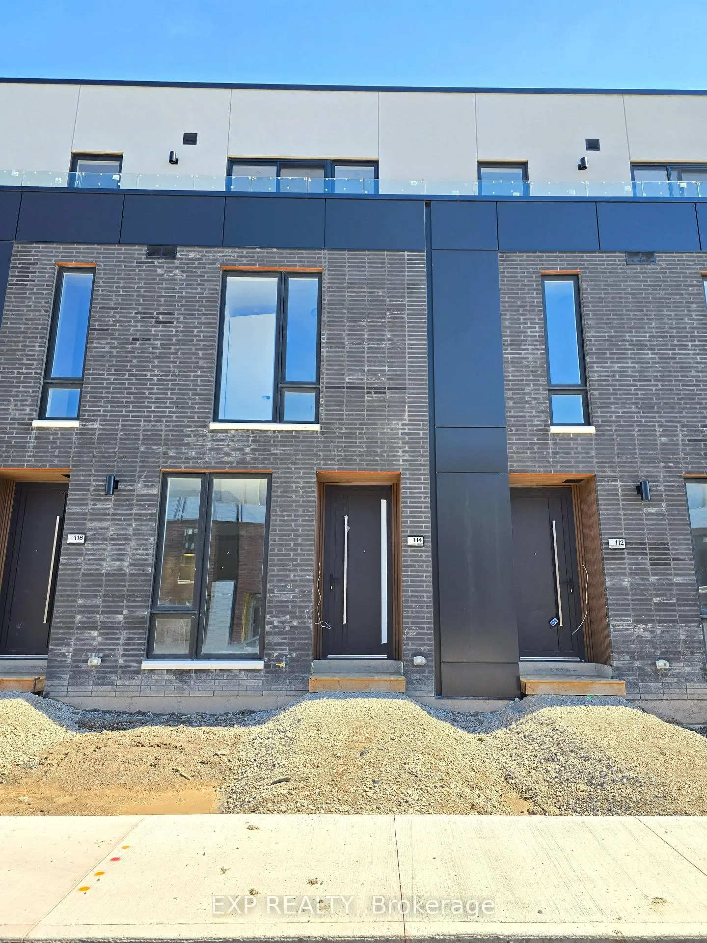 Photo 1 of 114 Everett Common, St. Catharines, Oakdale — HOMEH