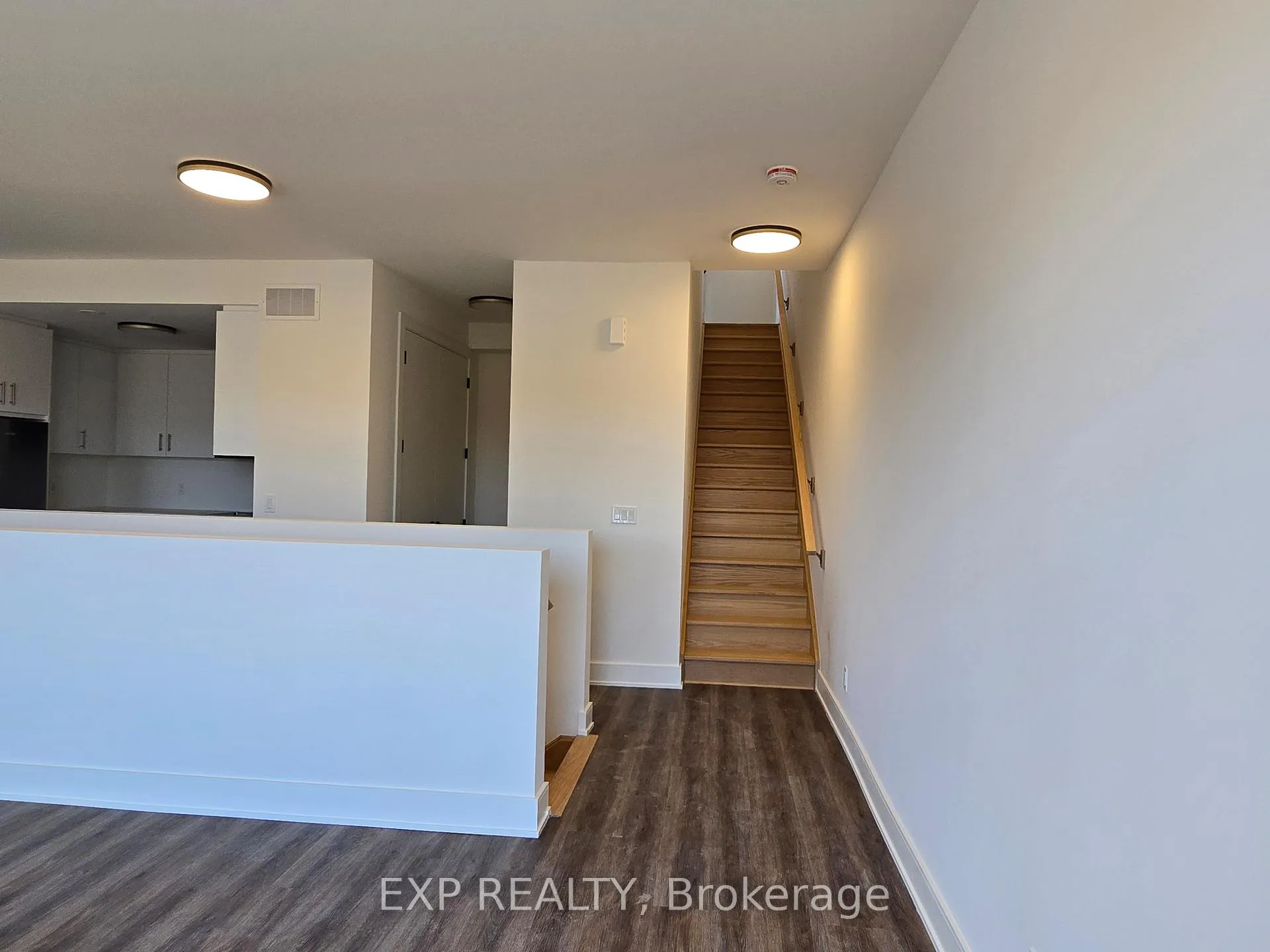Photo 16 of 114 Everett Common, St. Catharines, Oakdale — HOMEH