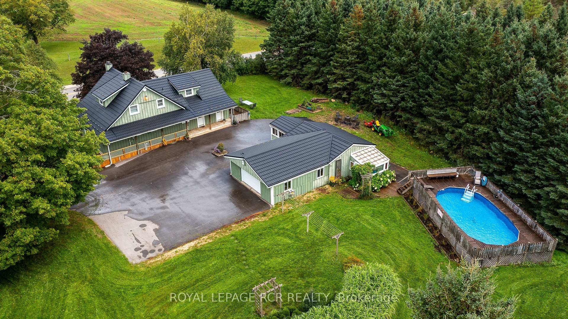 Photo 1 of 134819 Sideroad 15 Road, Grey Highlands — HOMEH