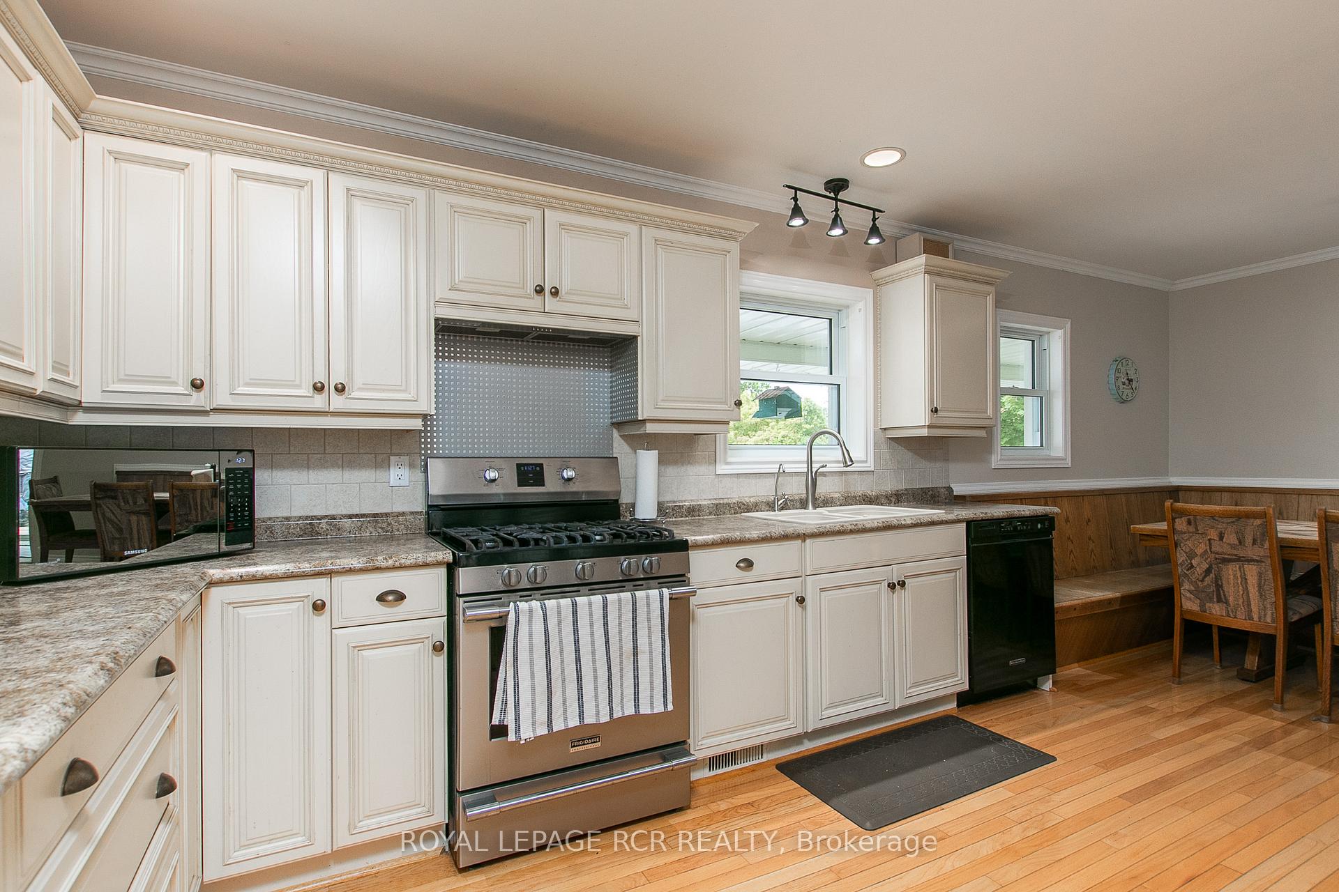 Photo 6 of 134819 Sideroad 15 Road, Grey Highlands — HOMEH
