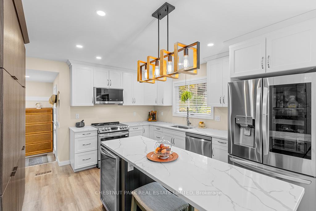 Photo 9 of 86 Mark Street W, Grey Highlands — HOMEH