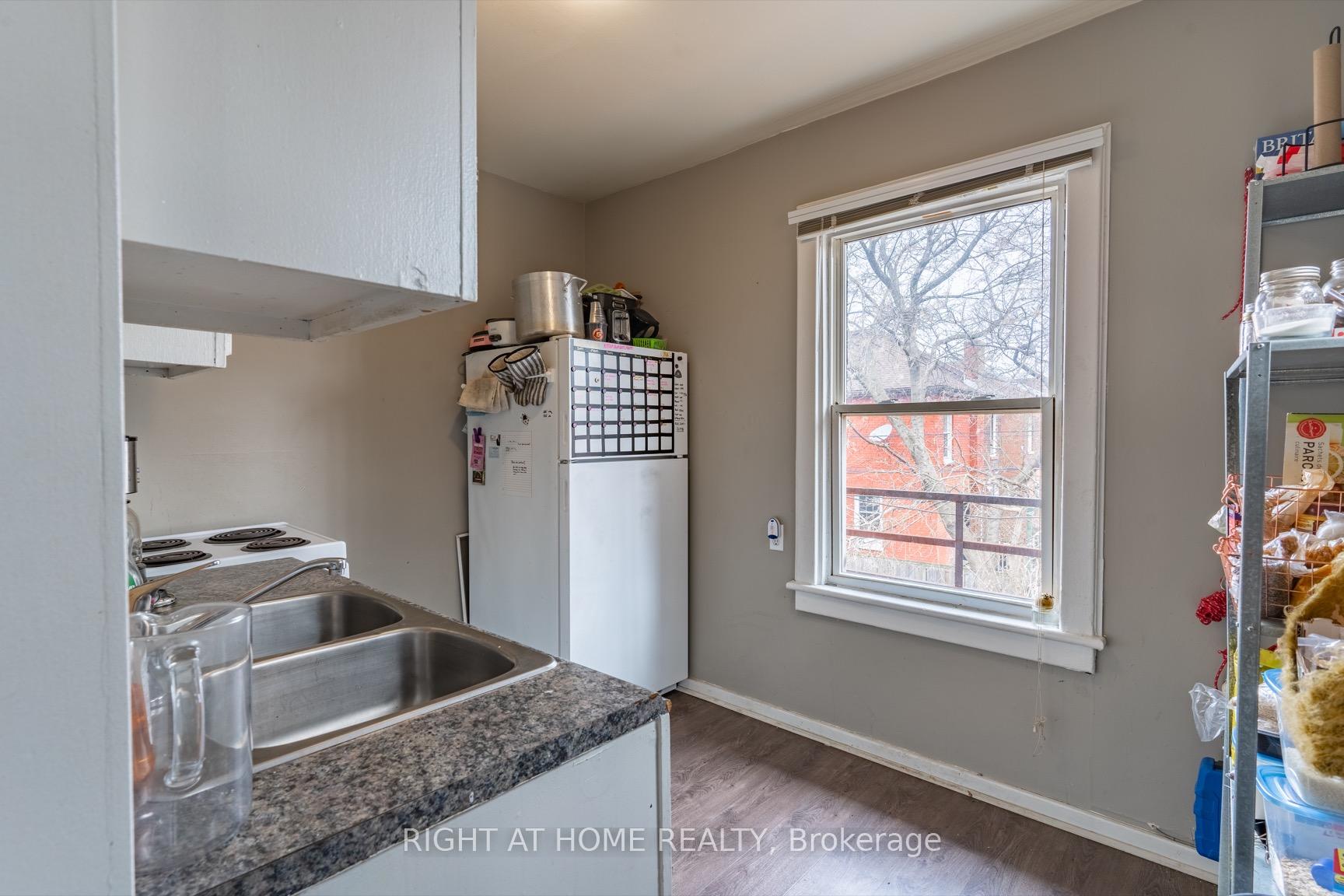 Photo 5 of 487 Cannon Street E, Hamilton, Gibson — HOMEH