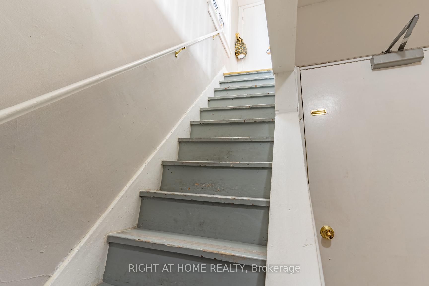 Photo 6 of 487 Cannon Street E, Hamilton, Gibson — HOMEH