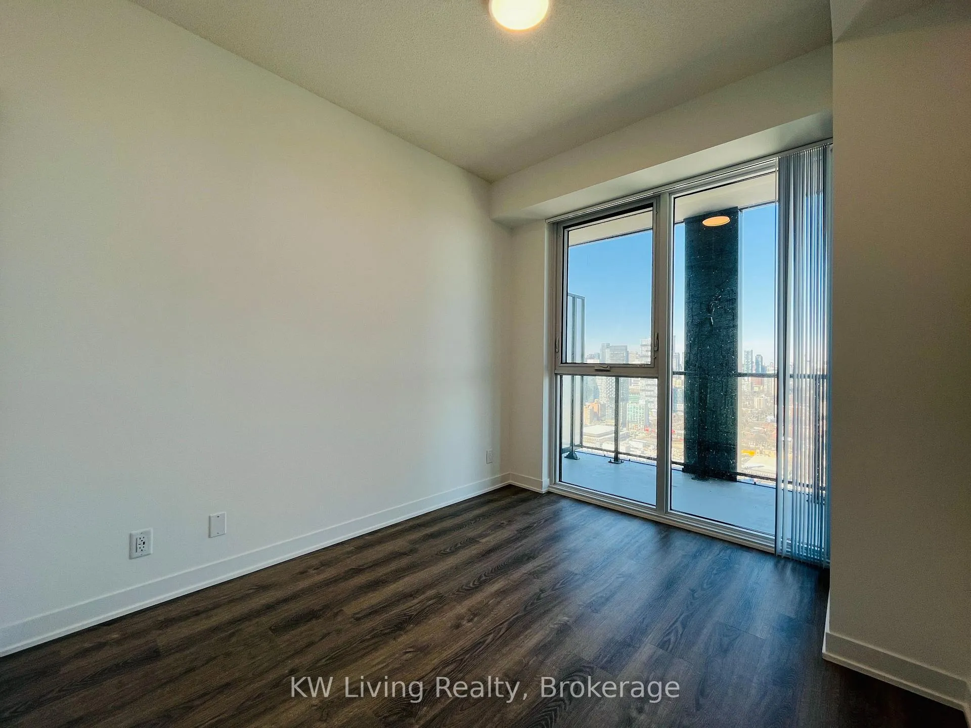 Photo 4 of Unit 4301, 180 Front Street E, Toronto, Moss Park — HOMEH
