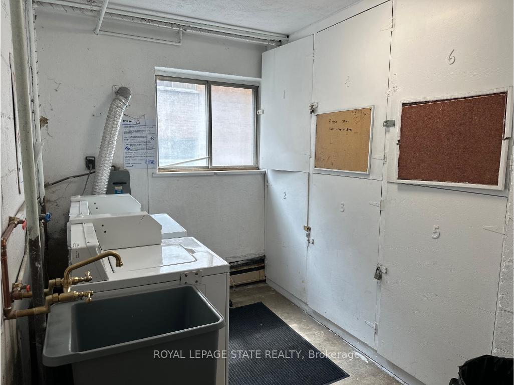 Photo 38 of 981 Mohawk Road E, Hamilton, Huntington — HOMEH