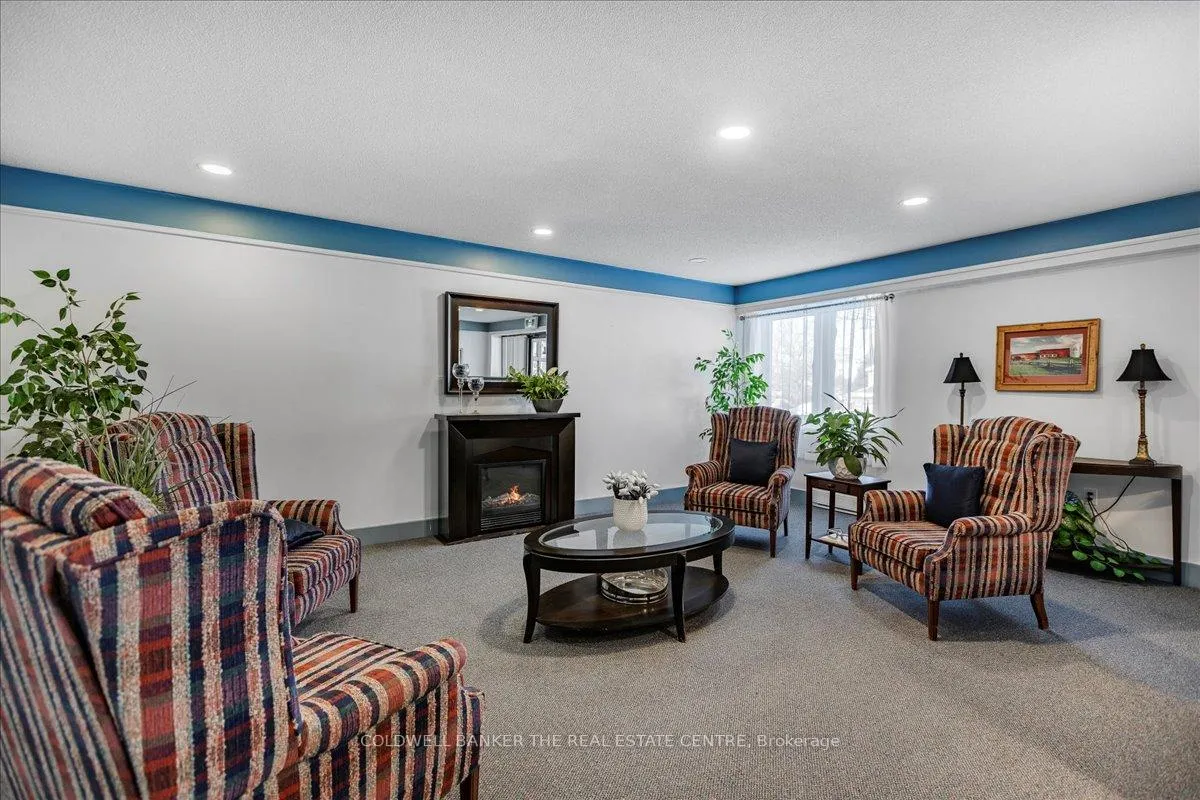 Photo 7 of Unit 105, 111 Grew Boulevard, Georgina, Sutton & Jackson's Point — HOMEH