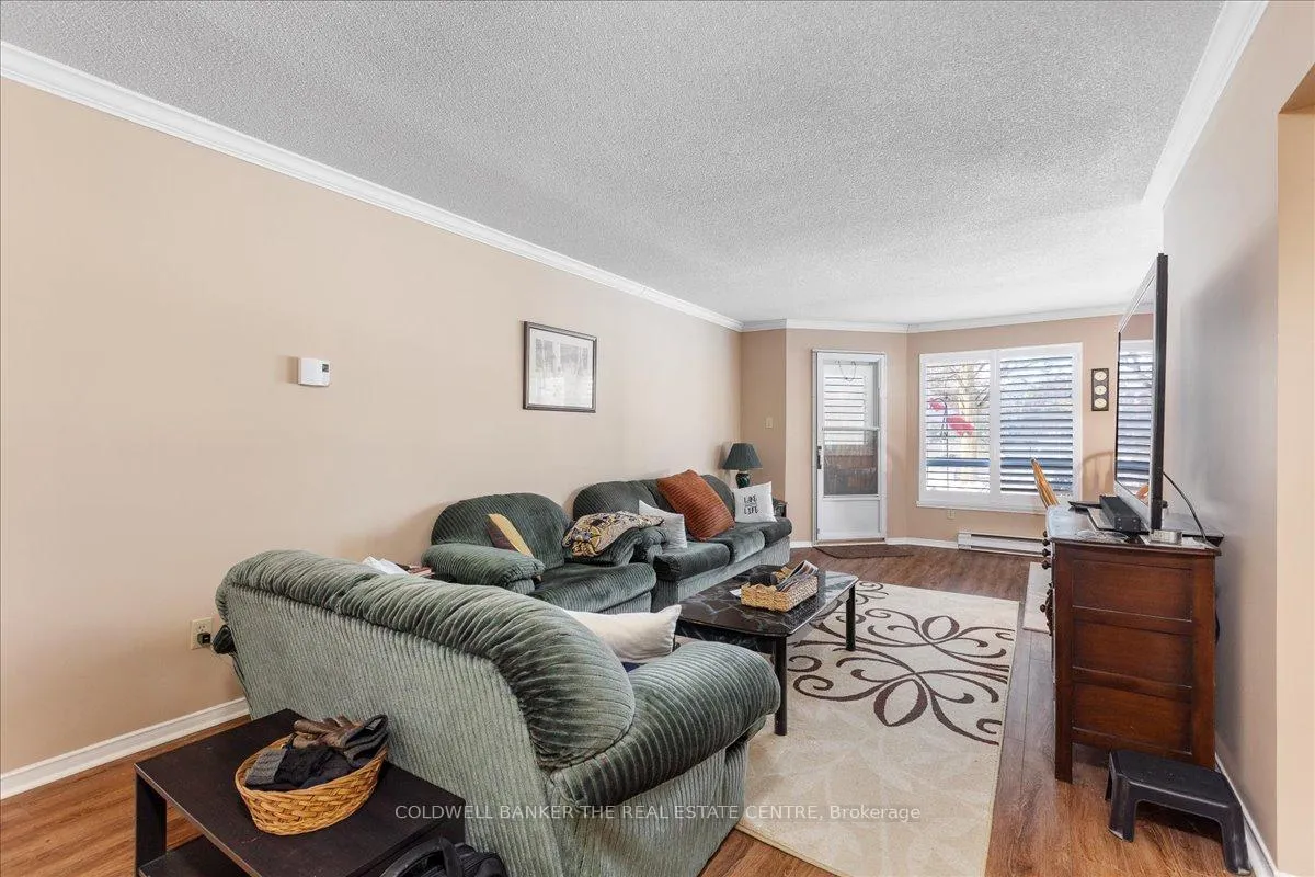 Photo 9 of Unit 105, 111 Grew Boulevard, Georgina, Sutton & Jackson's Point — HOMEH