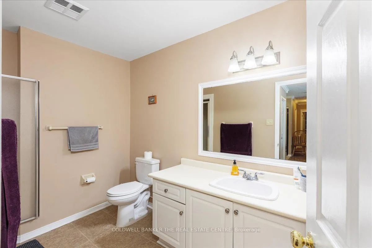 Photo 23 of Unit 105, 111 Grew Boulevard, Georgina, Sutton & Jackson's Point — HOMEH