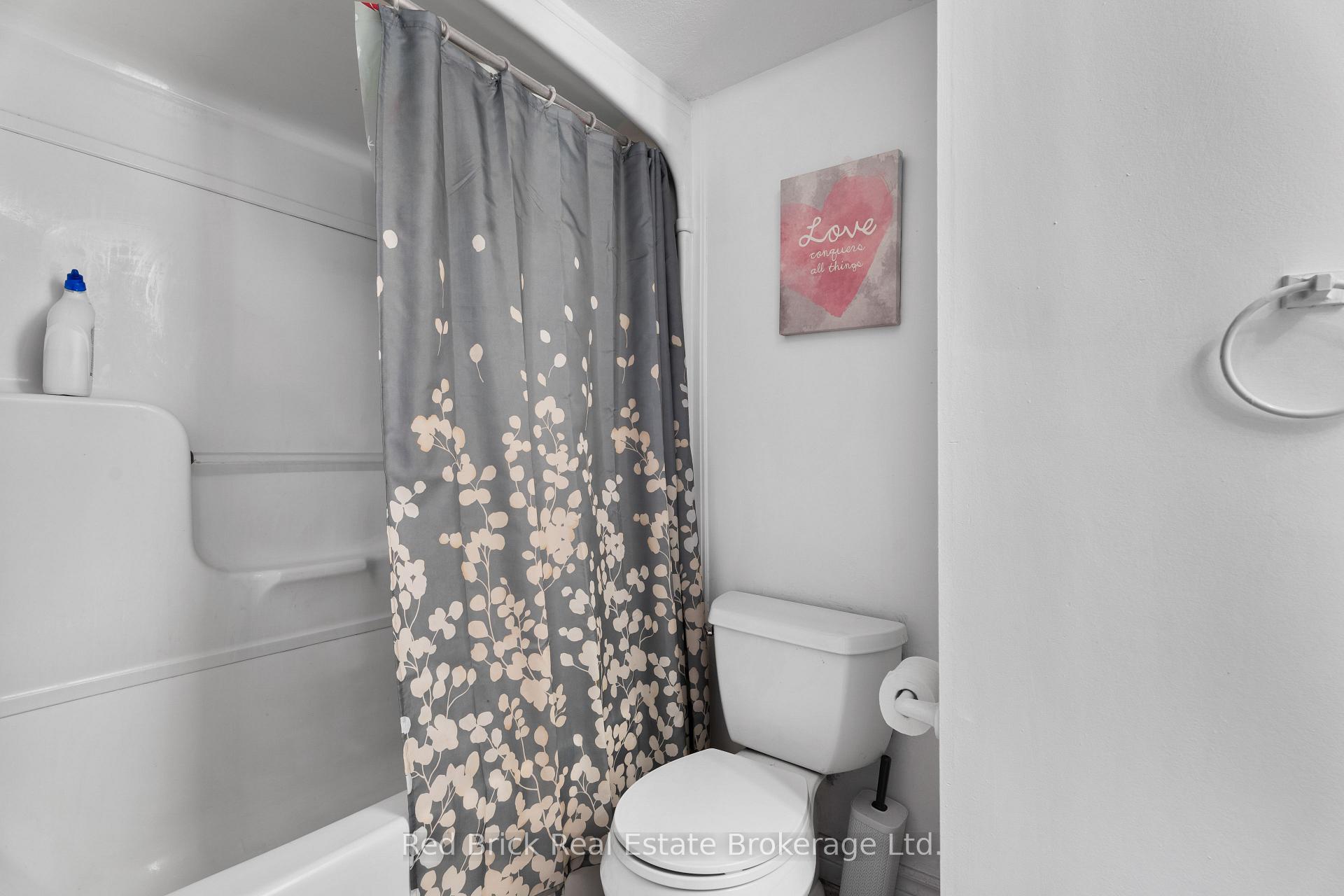 Photo 22 of 105 Flaherty Drive, Guelph, Willow West/Sugarbush/West Acres — HOMEH
