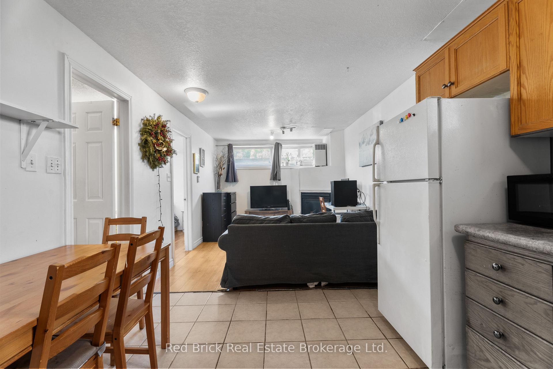 Photo 25 of 105 Flaherty Drive, Guelph, Willow West/Sugarbush/West Acres — HOMEH
