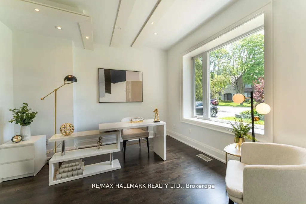 Photo 3 of 17 Hammok Crescent, Markham, Bayview Glen — HOMEH