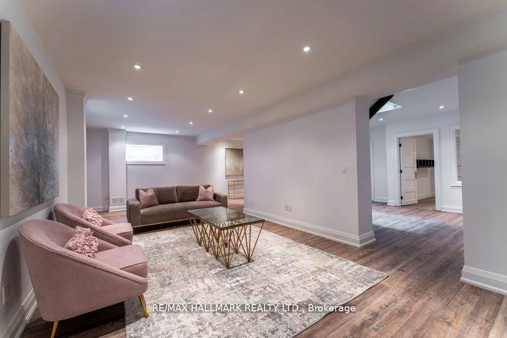 Photo 35 of 17 Hammok Crescent, Markham, Bayview Glen — HOMEH
