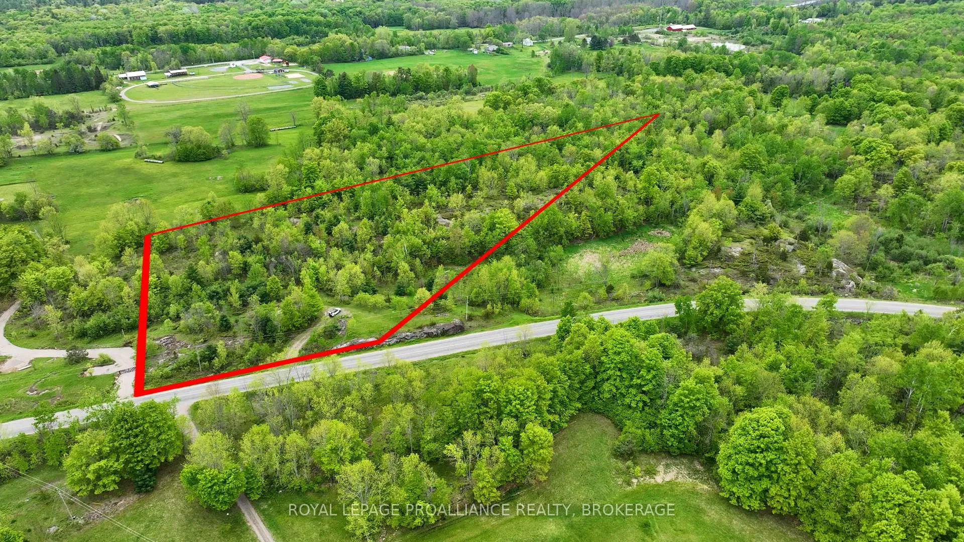 Photo 1 of 1147 Long Lake Road, Frontenac, Frontenac Centre — HOMEH