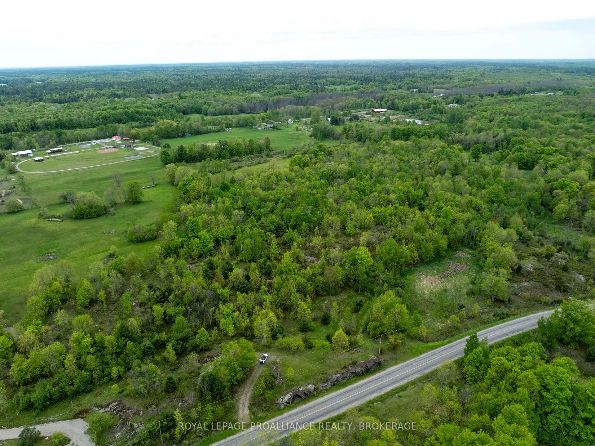 Photo 2 of 1147 Long Lake Road, Frontenac, Frontenac Centre — HOMEH