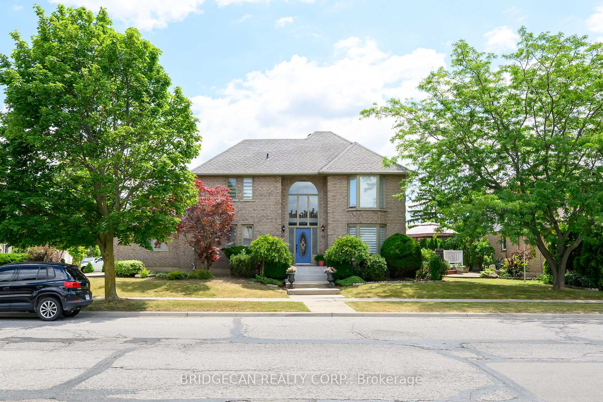 Front of 25 Highbury Drive