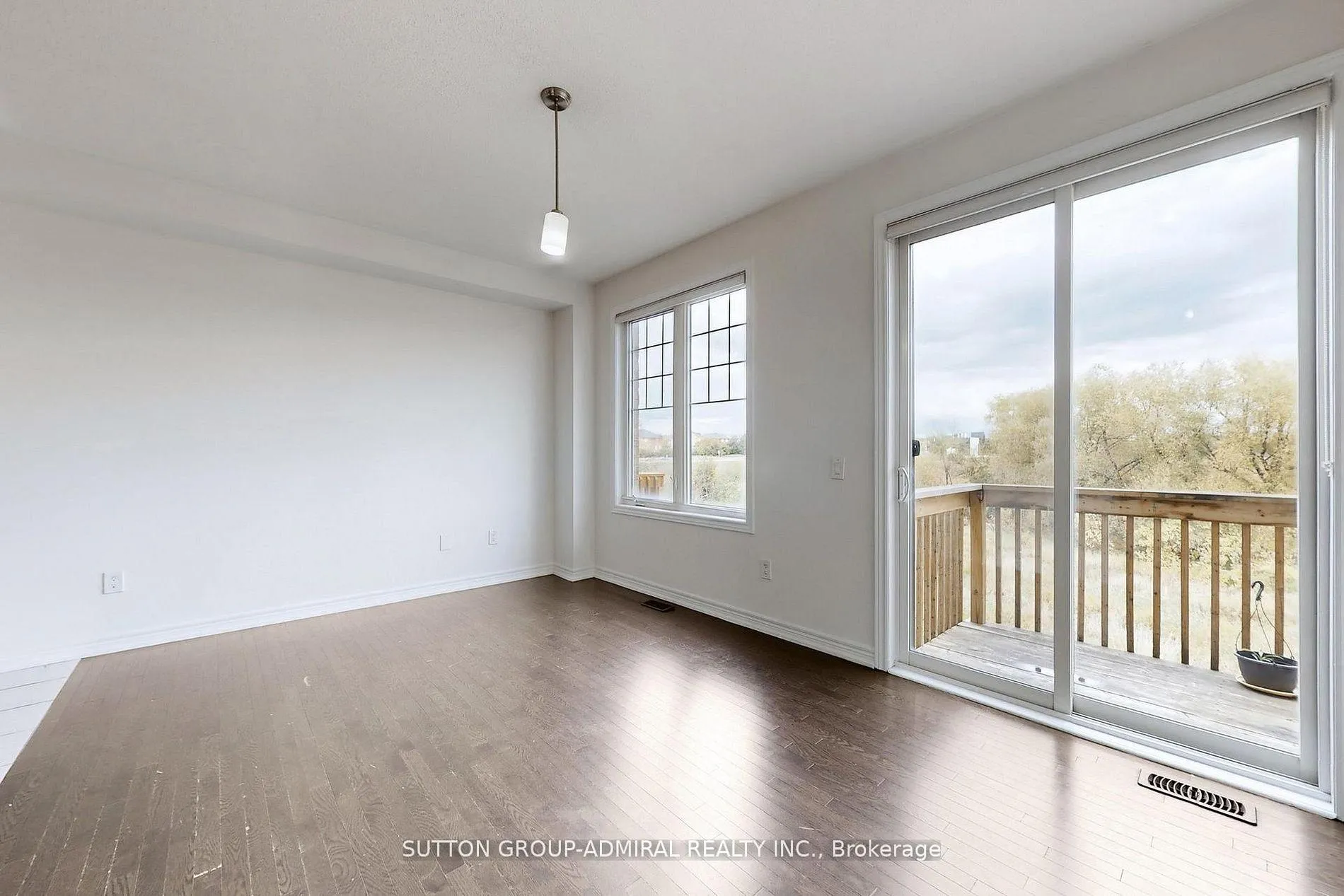 Photo 17 of 74 Davenfield Circle, Brampton, Bram East — HOMEH