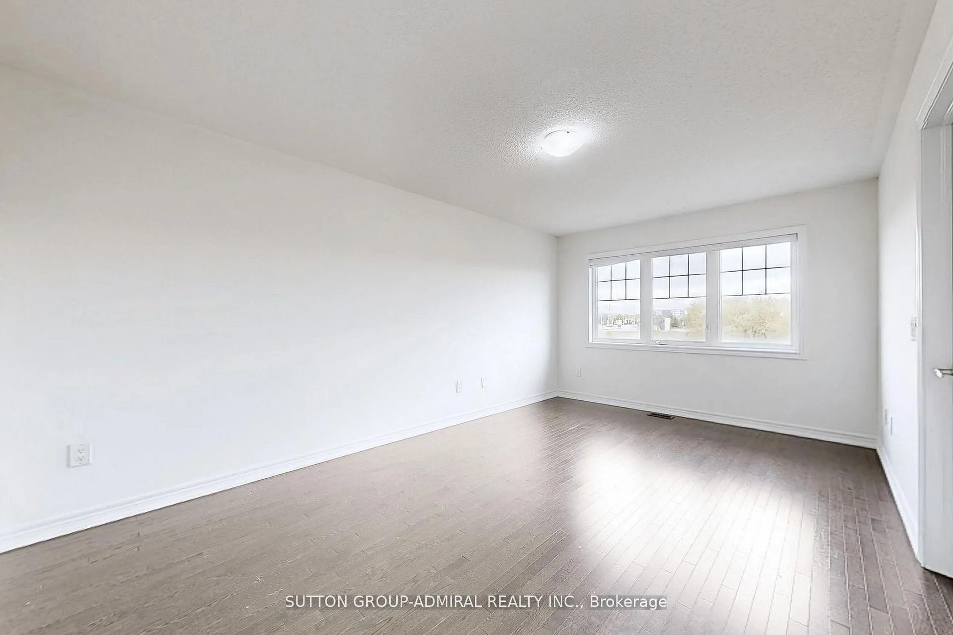 Photo 23 of 74 Davenfield Circle, Brampton, Bram East — HOMEH