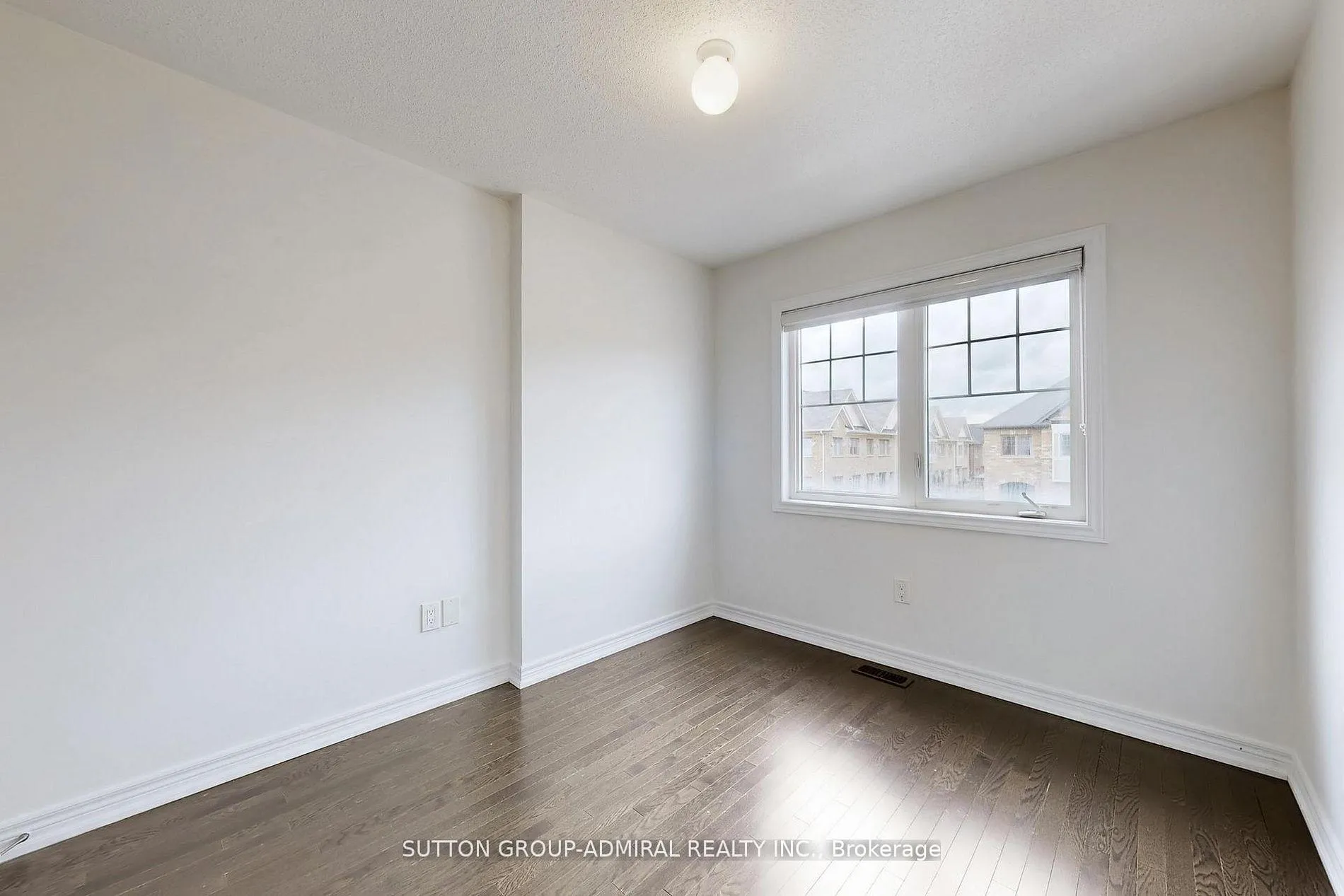 Photo 33 of 74 Davenfield Circle, Brampton, Bram East — HOMEH