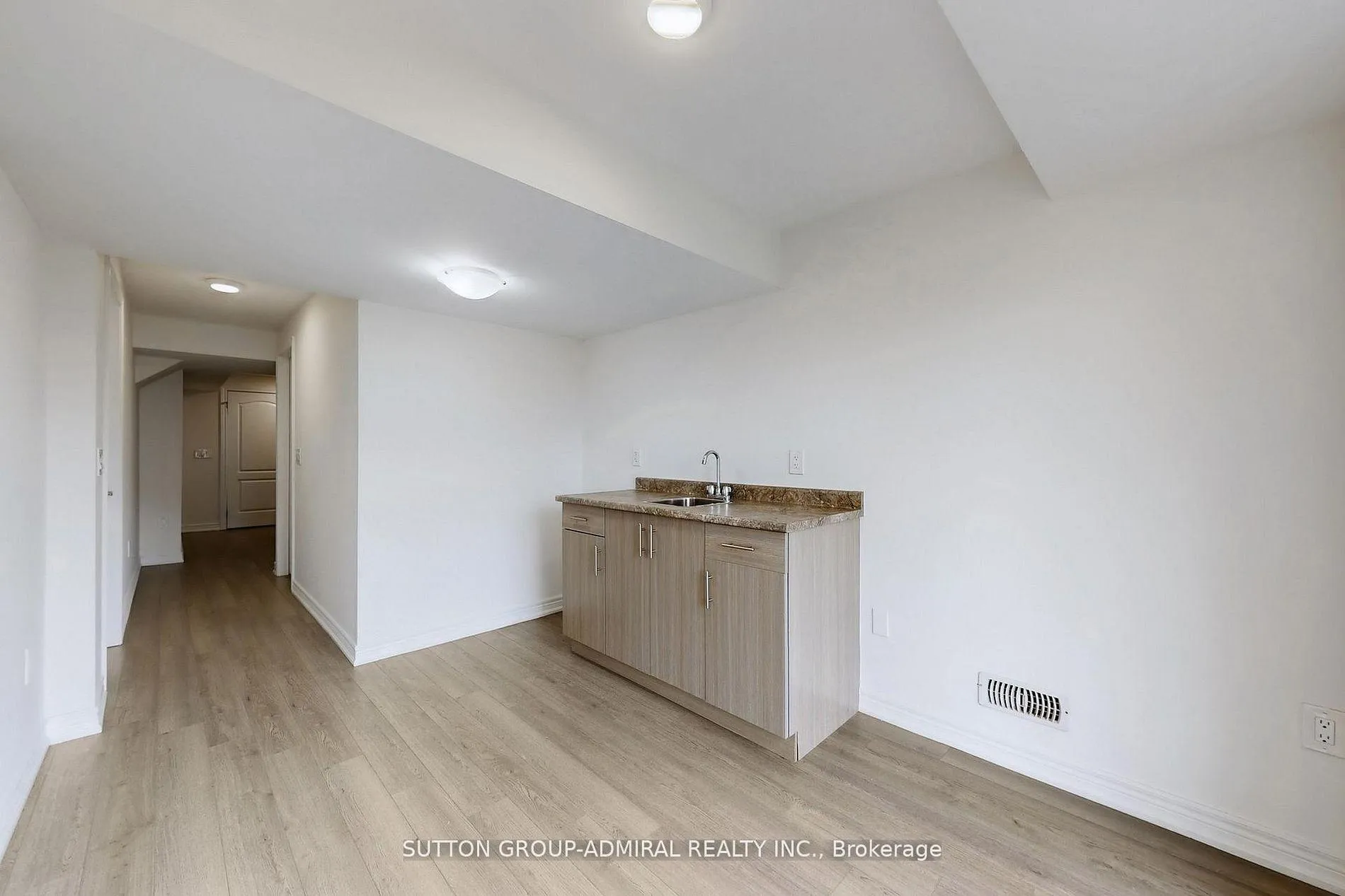 Photo 40 of 74 Davenfield Circle, Brampton, Bram East — HOMEH