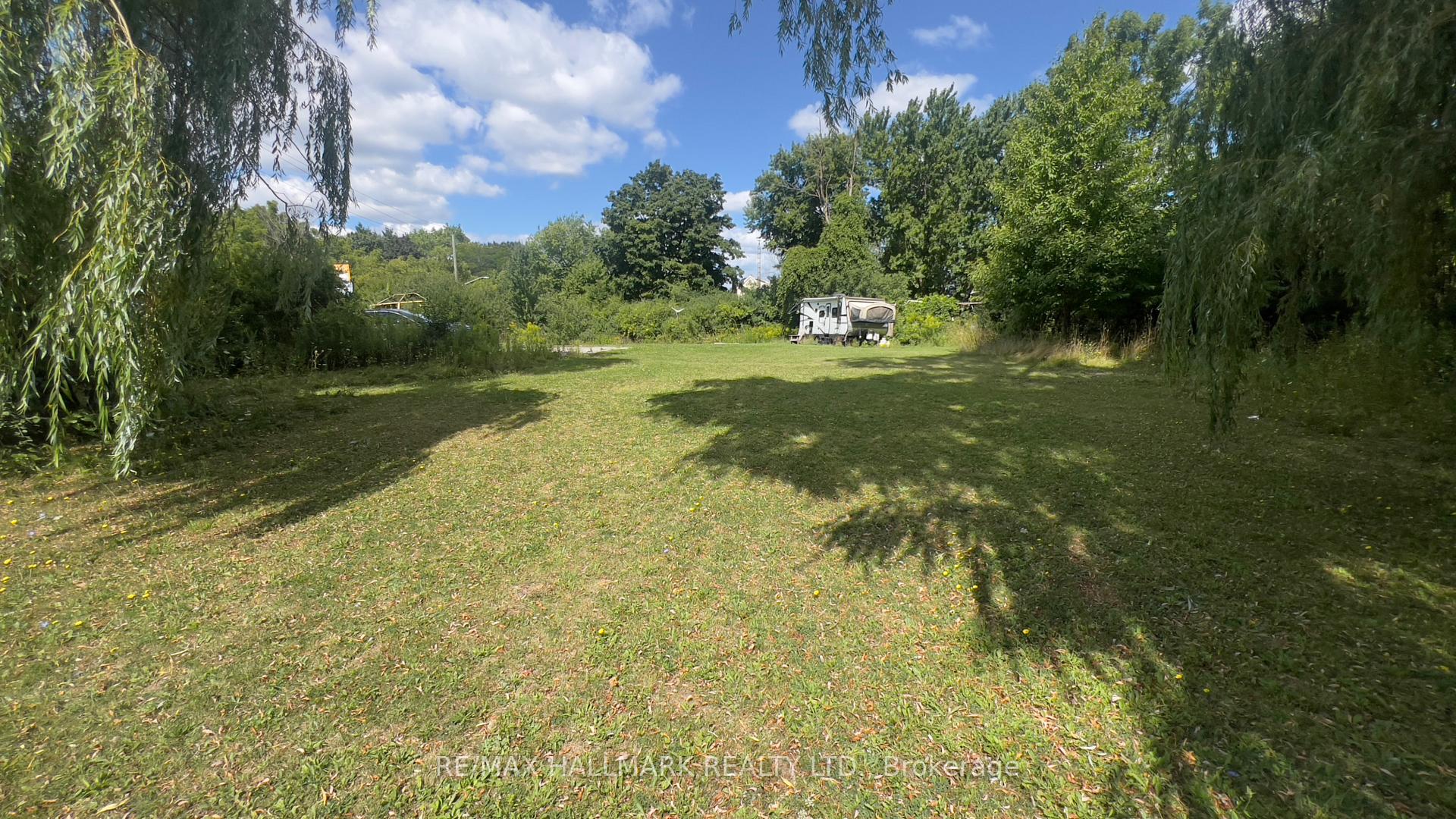 Photo 2 of 559 Dundas Street E, Hamilton, Waterdown — HOMEH