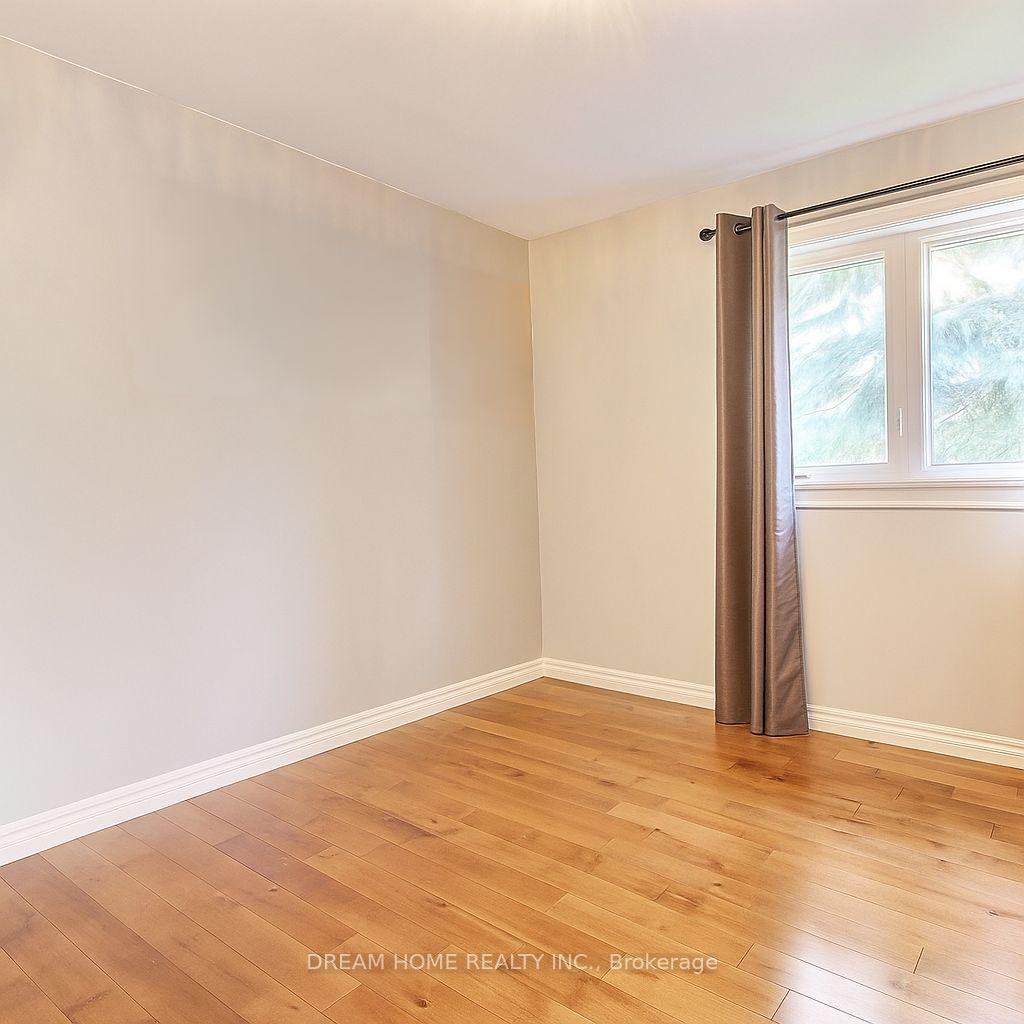 Photo 6 of 110 Johnson Street, Barrie, Codrington — HOMEH