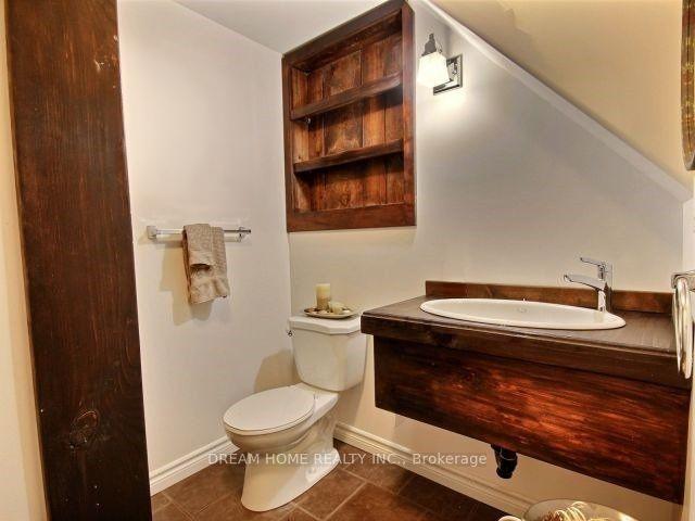 Photo 9 of 110 Johnson Street, Barrie, Codrington — HOMEH