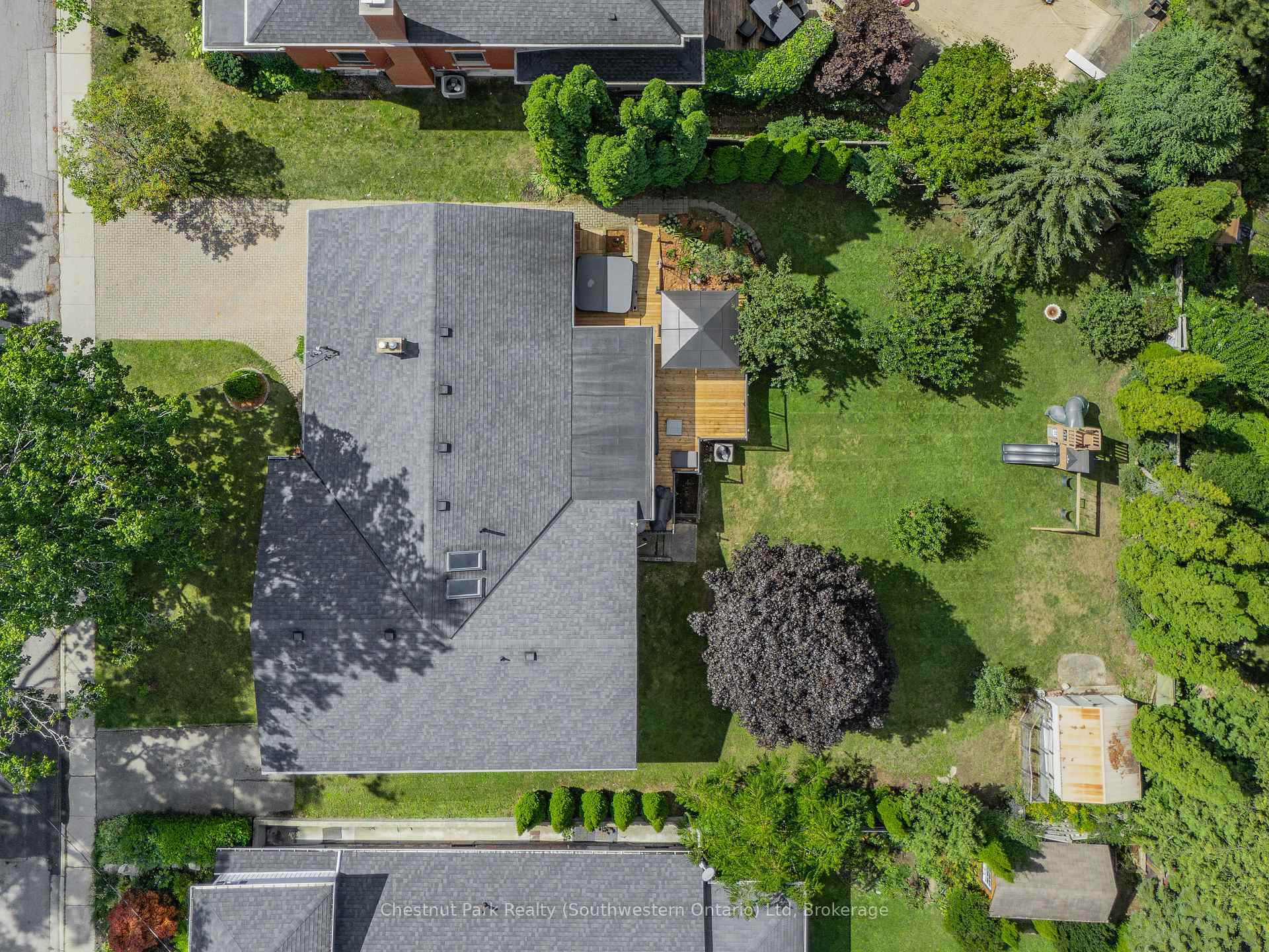 Photo 2 of 68 Lemon Street, Guelph, St. George's — HOMEH