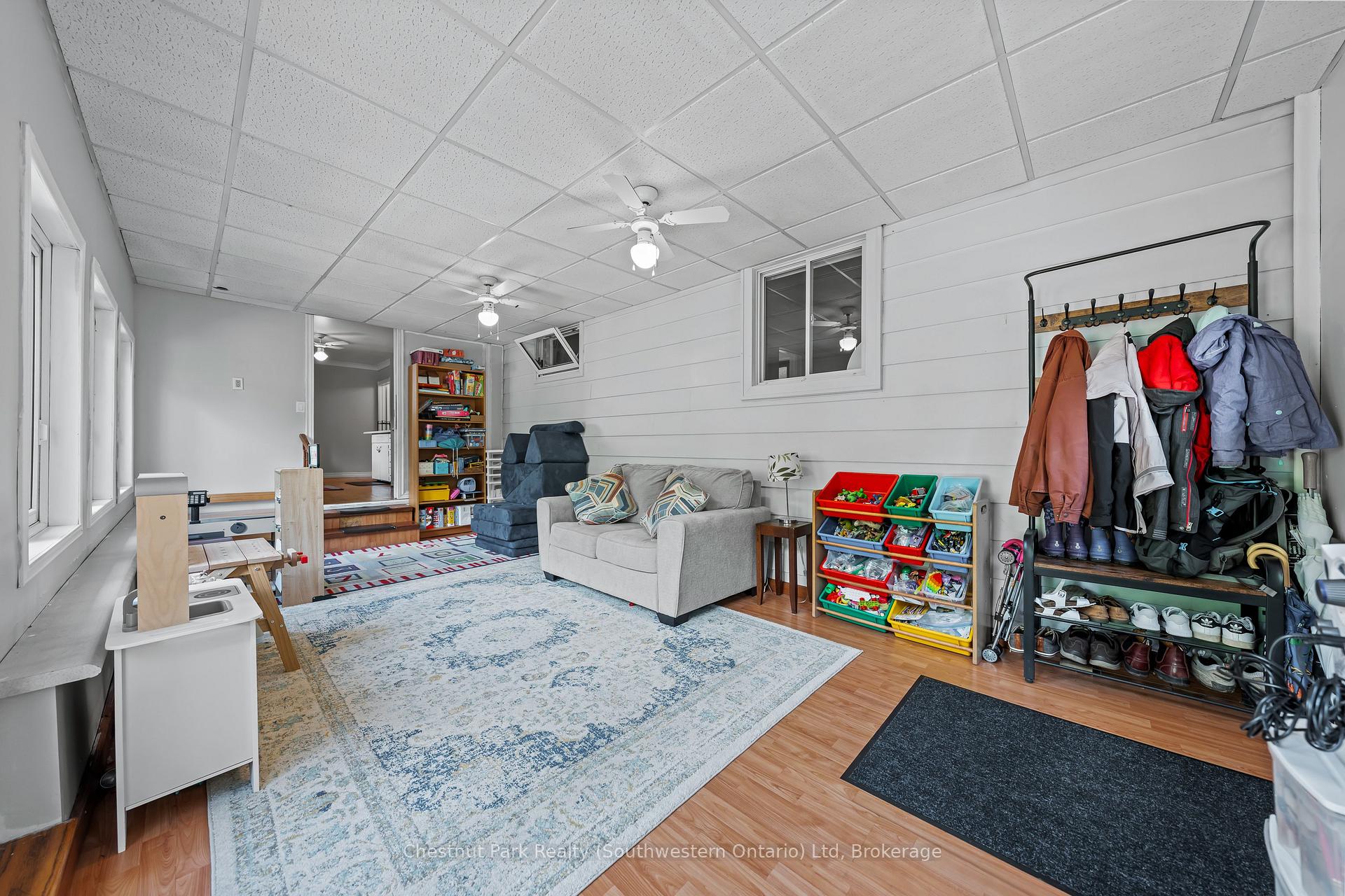 Photo 28 of 68 Lemon Street, Guelph, St. George's — HOMEH