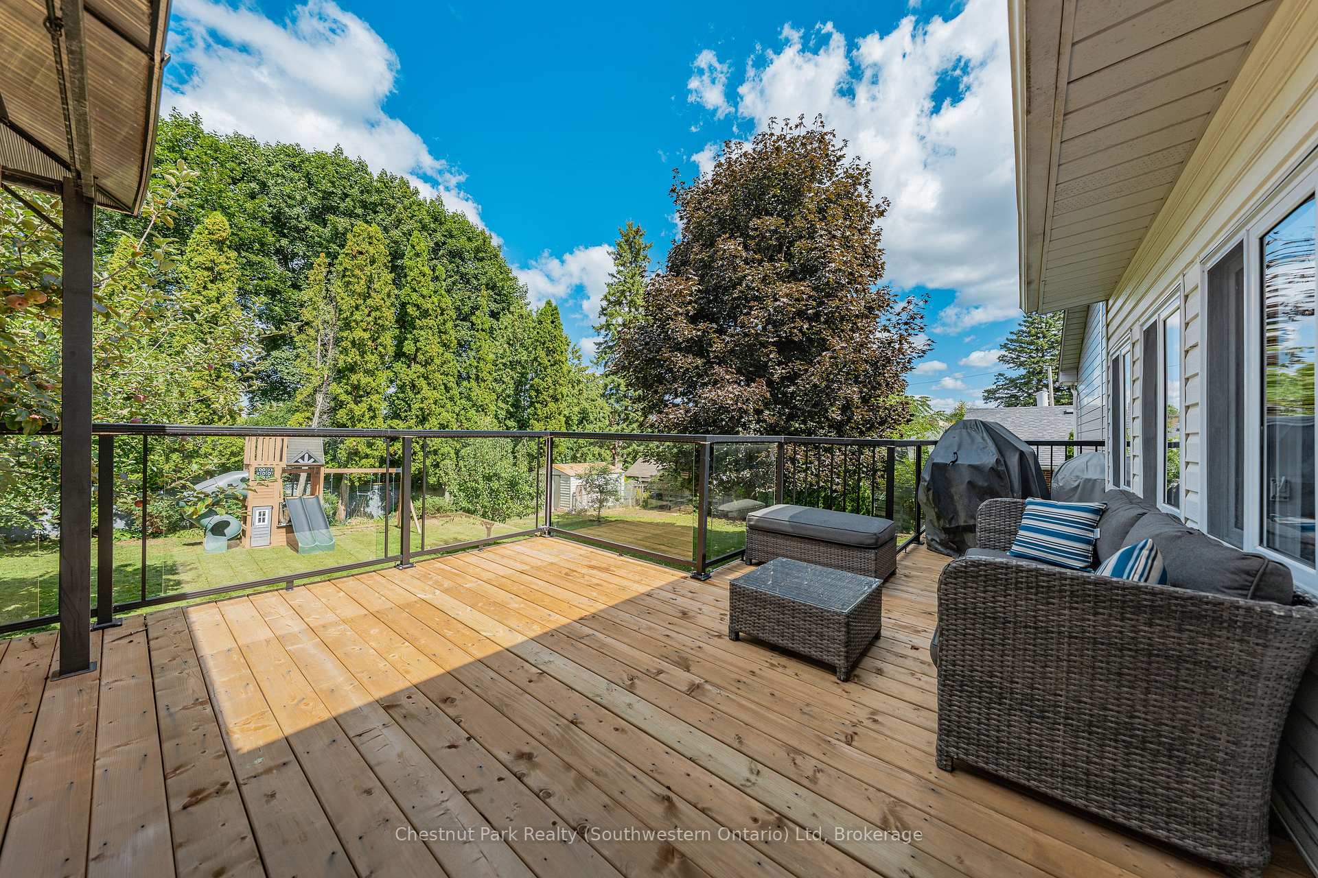 Photo 40 of 68 Lemon Street, Guelph, St. George's — HOMEH