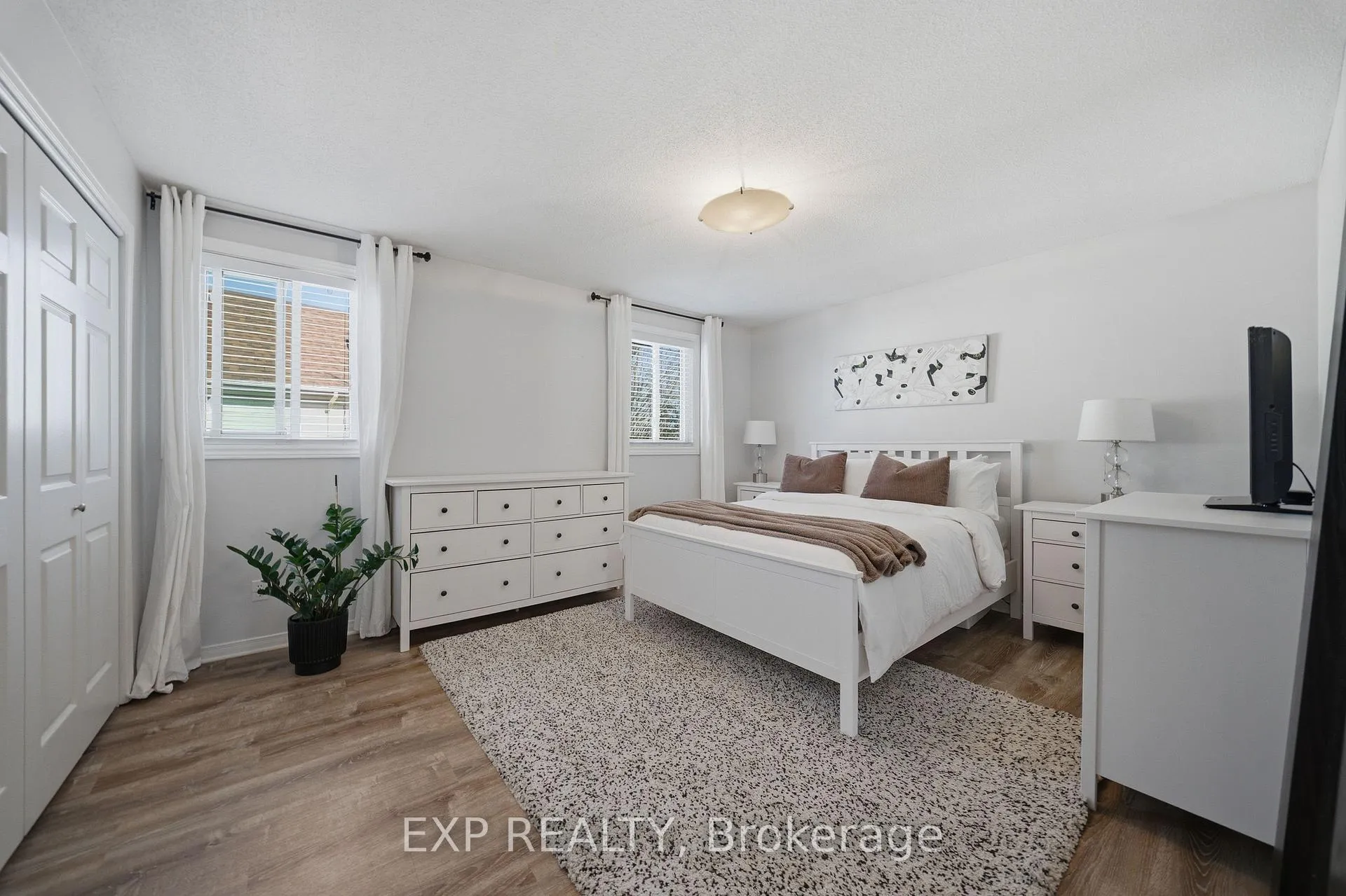 Photo 22 of 1832 Loranger Court, Ottawa, Chapel Hill — HOMEH