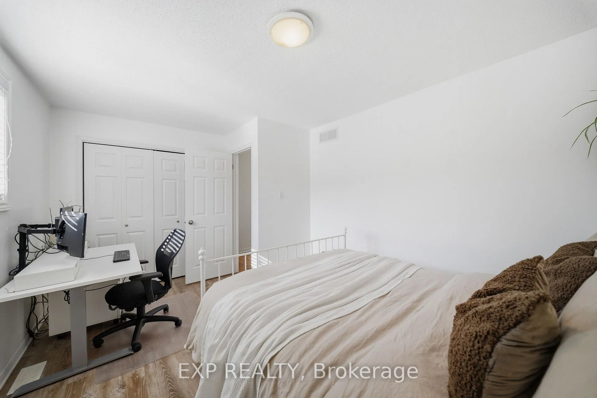 Photo 25 of 1832 Loranger Court, Ottawa, Chapel Hill — HOMEH