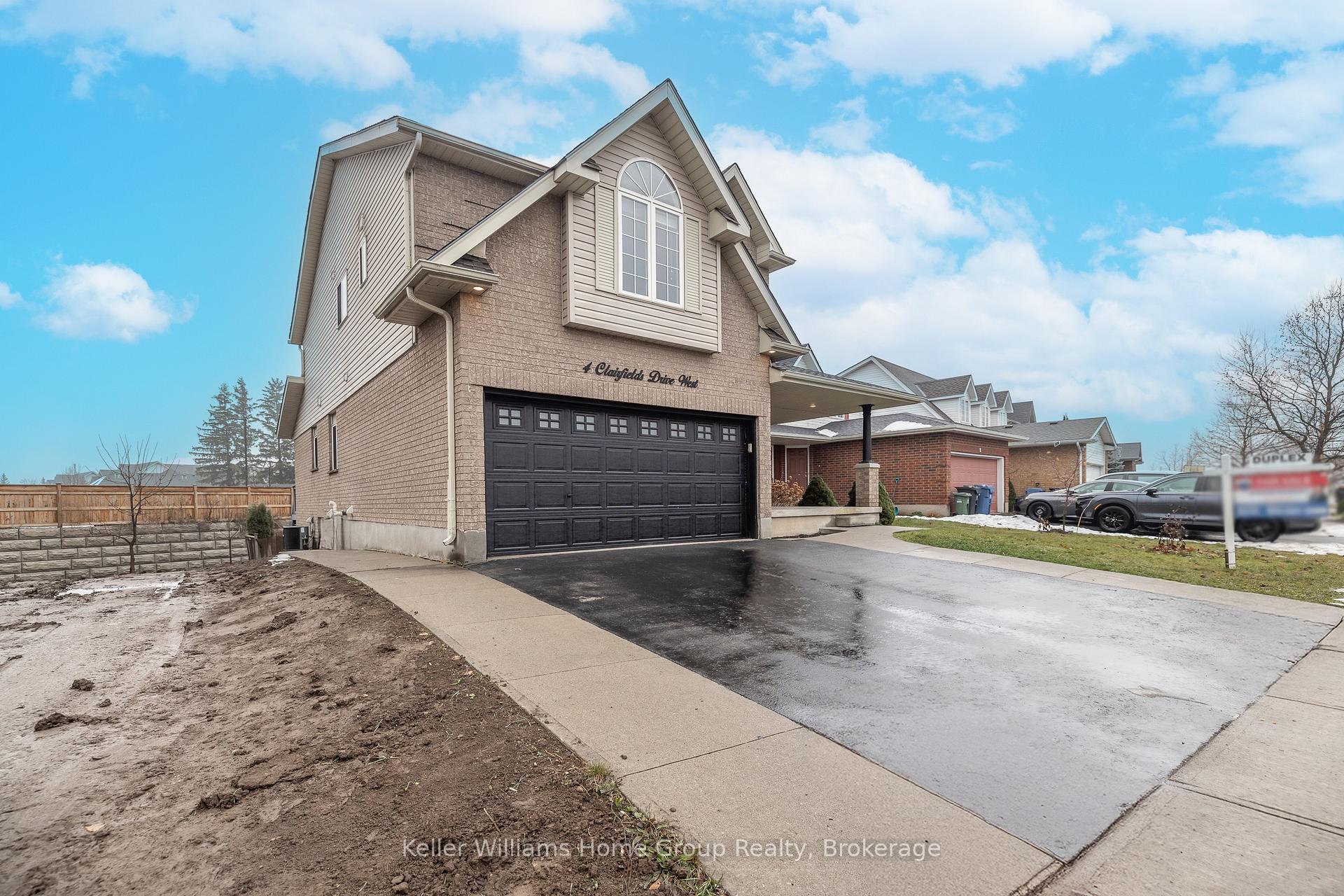 Photo 13 of 4 Clairfields Drive W, Guelph, Clairfields/Hanlon Business Park — HOMEH
