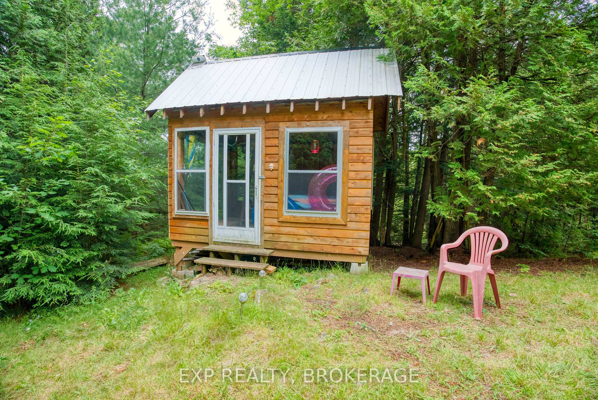 Photo 13 of 1129 Farm Lake Lane, Frontenac, Frontenac North — HOMEH