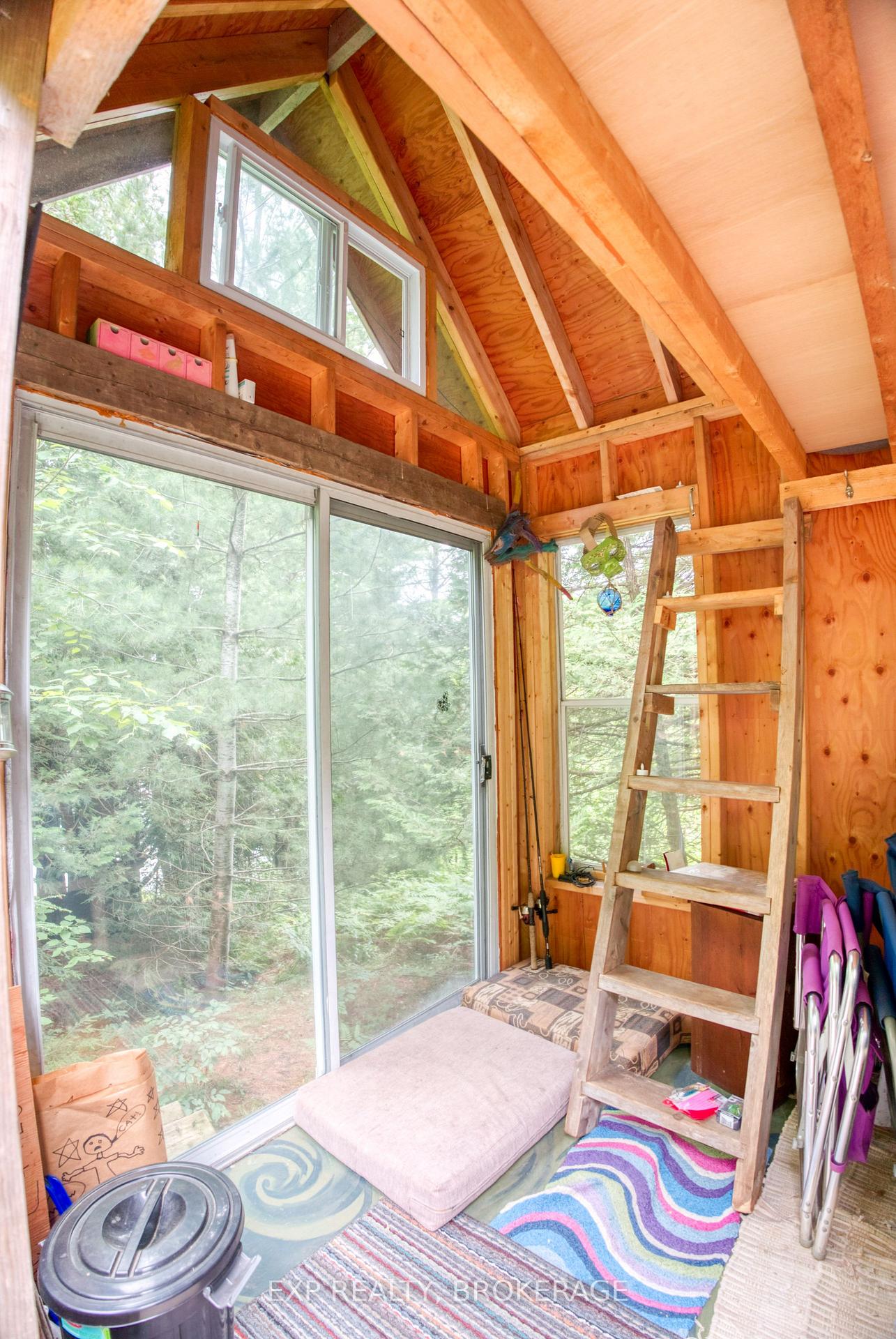 Photo 16 of 1129 Farm Lake Lane, Frontenac, Frontenac North — HOMEH